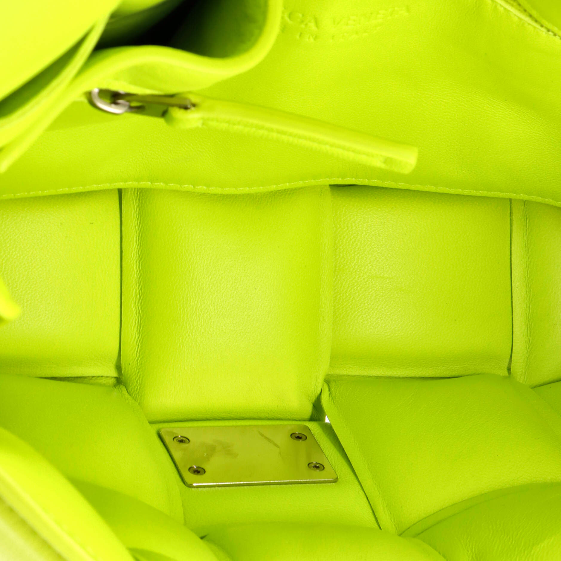 Cassette Crossbody Bag Padded Maxi Intrecciato Leather
