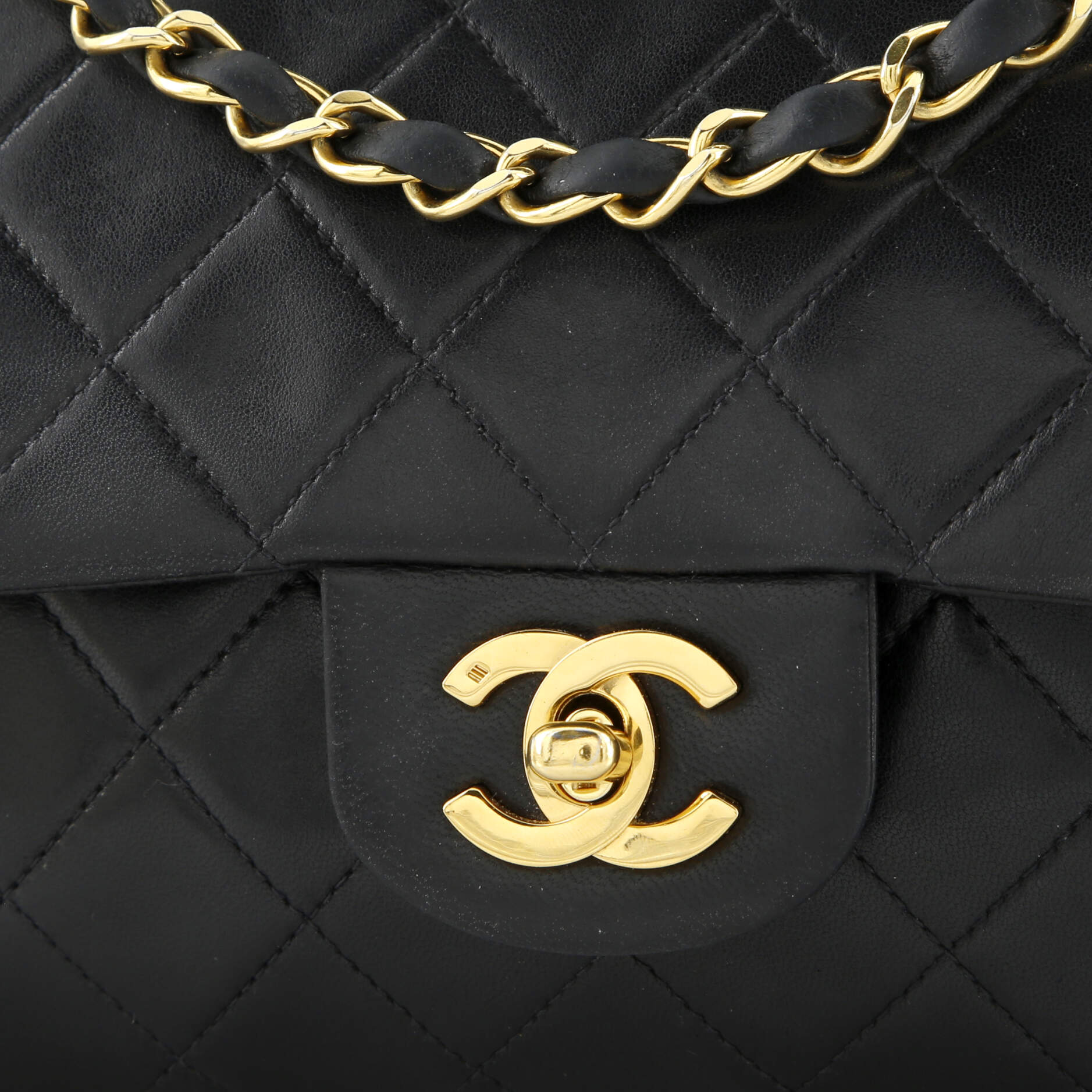 Vintage Classic Double Flap Bag Quilted Lambskin Medium
