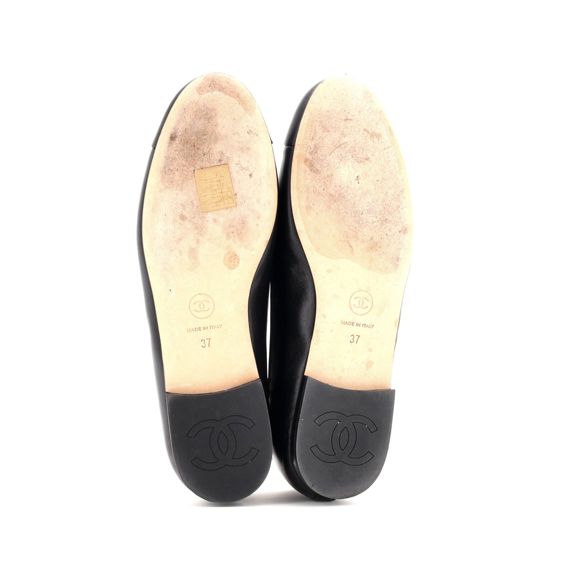 Women's Cap Toe Ankle Chain Ballerina Flats Leather with Faux Pearls