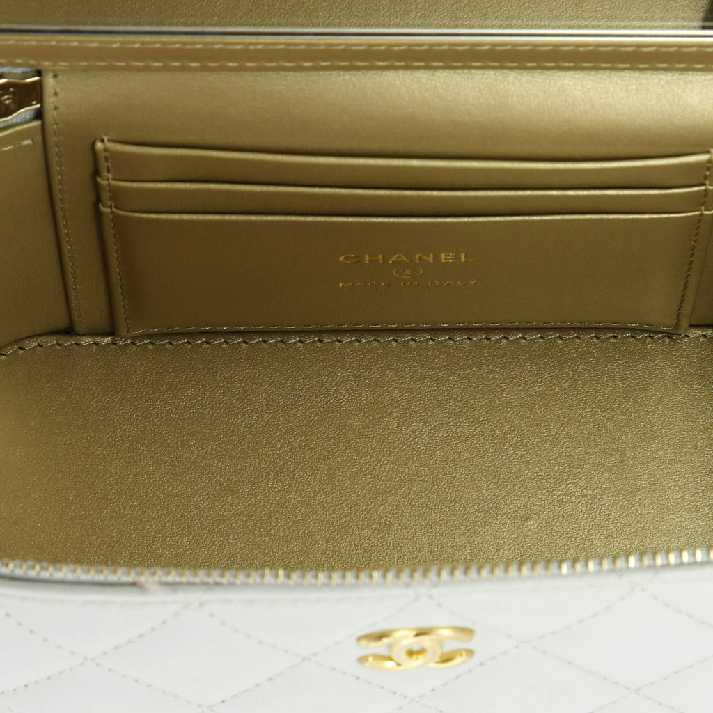 Pearl Crush Vanity Case with Chain Quilted Lambskin Small
