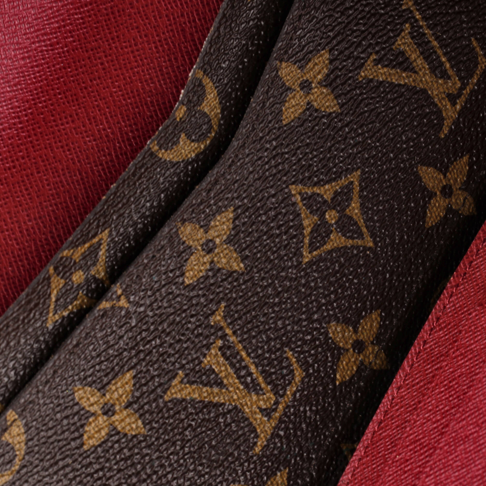 Sarah Wallet NM Monogram Canvas