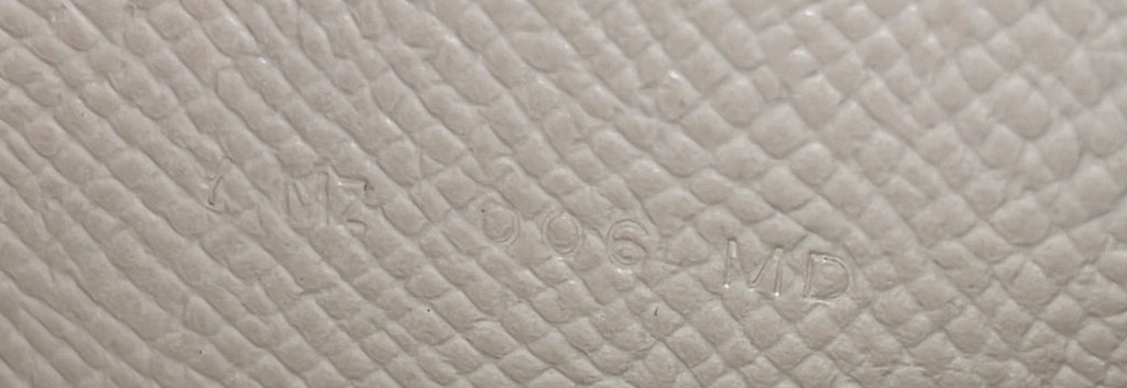 Kelly Pocket Compact Wallet Epsom