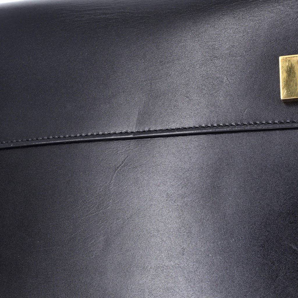 Manhattan Shoulder Bag Leather Medium