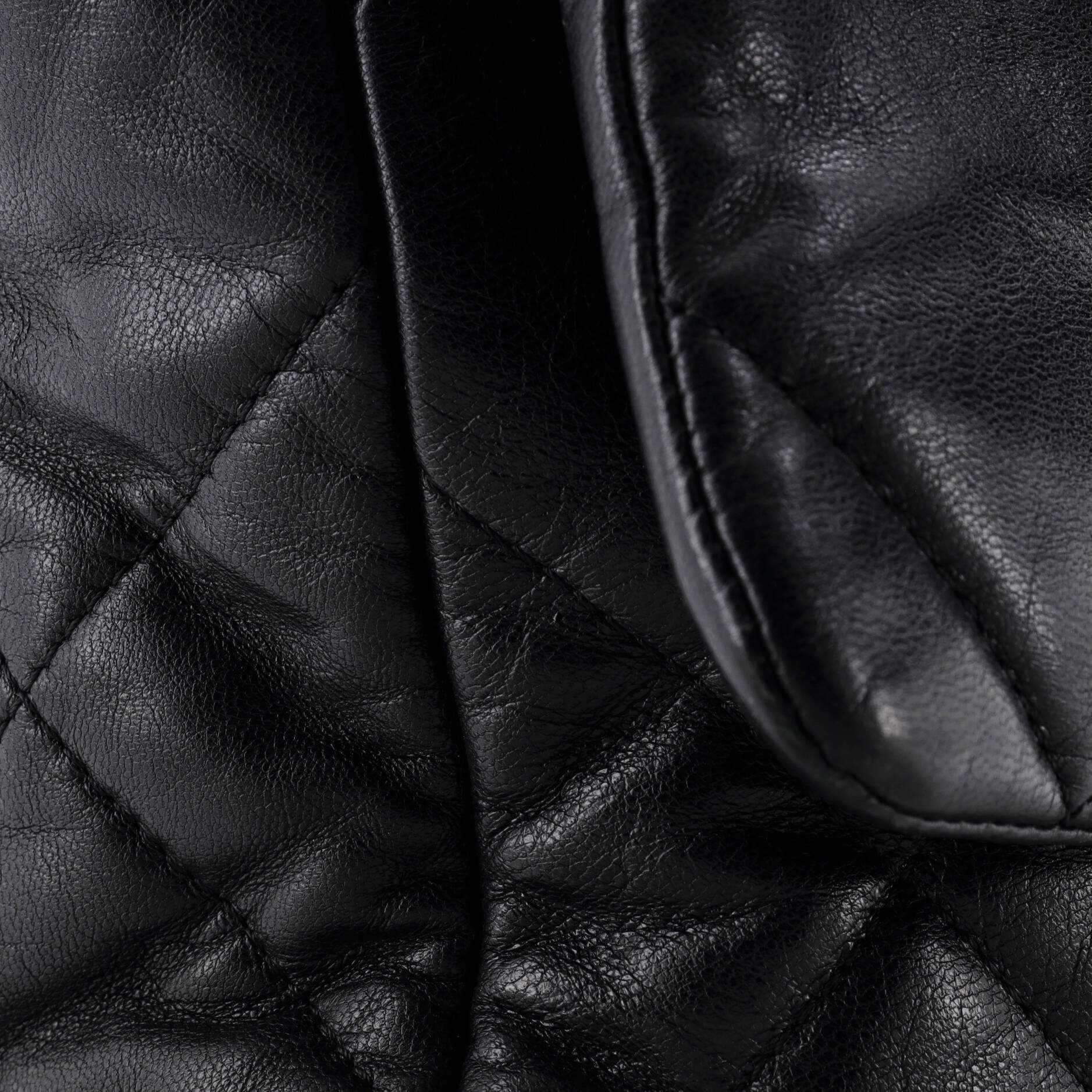 19 Flap Bag Quilted Leather Large