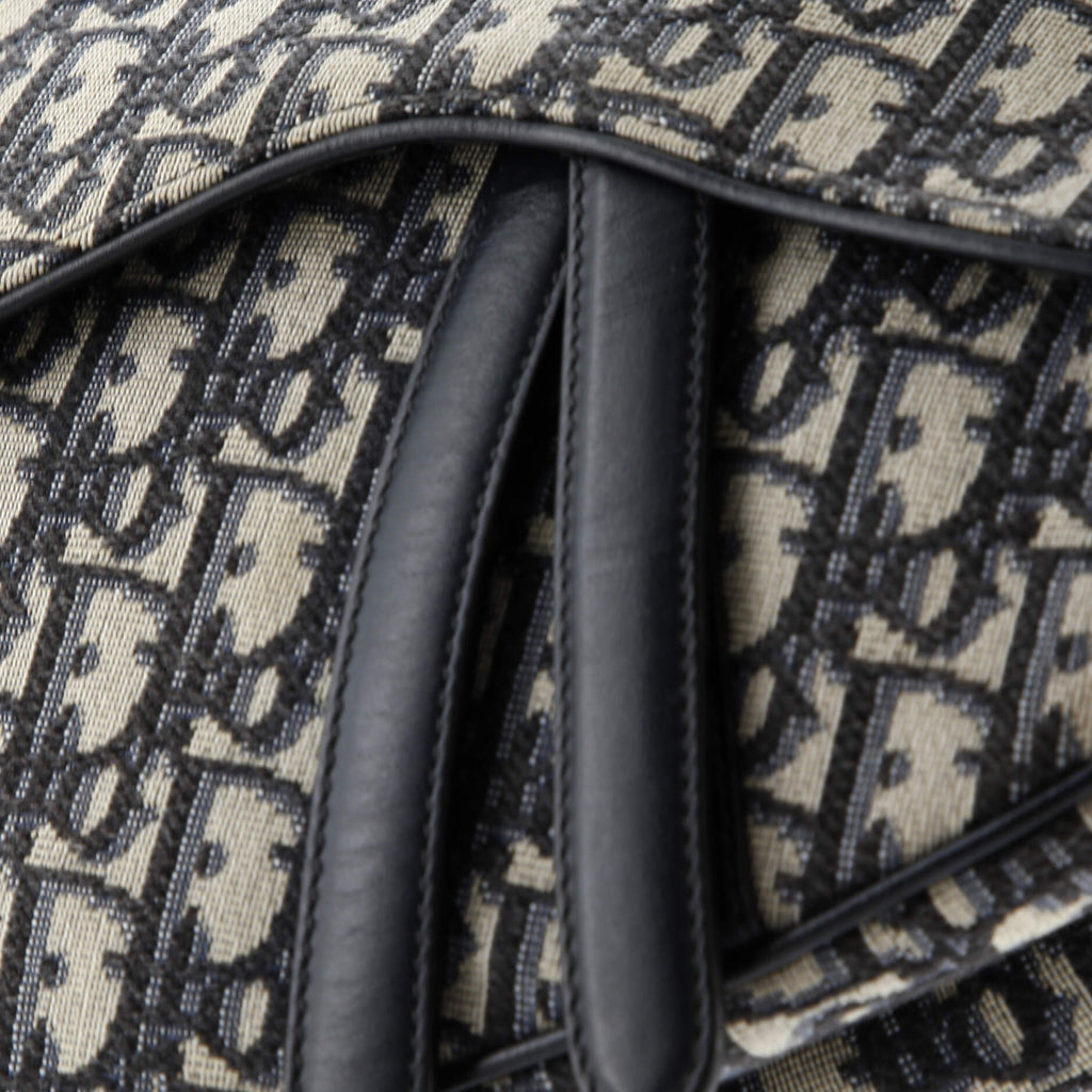 Saddle Handbag Oblique Canvas Medium