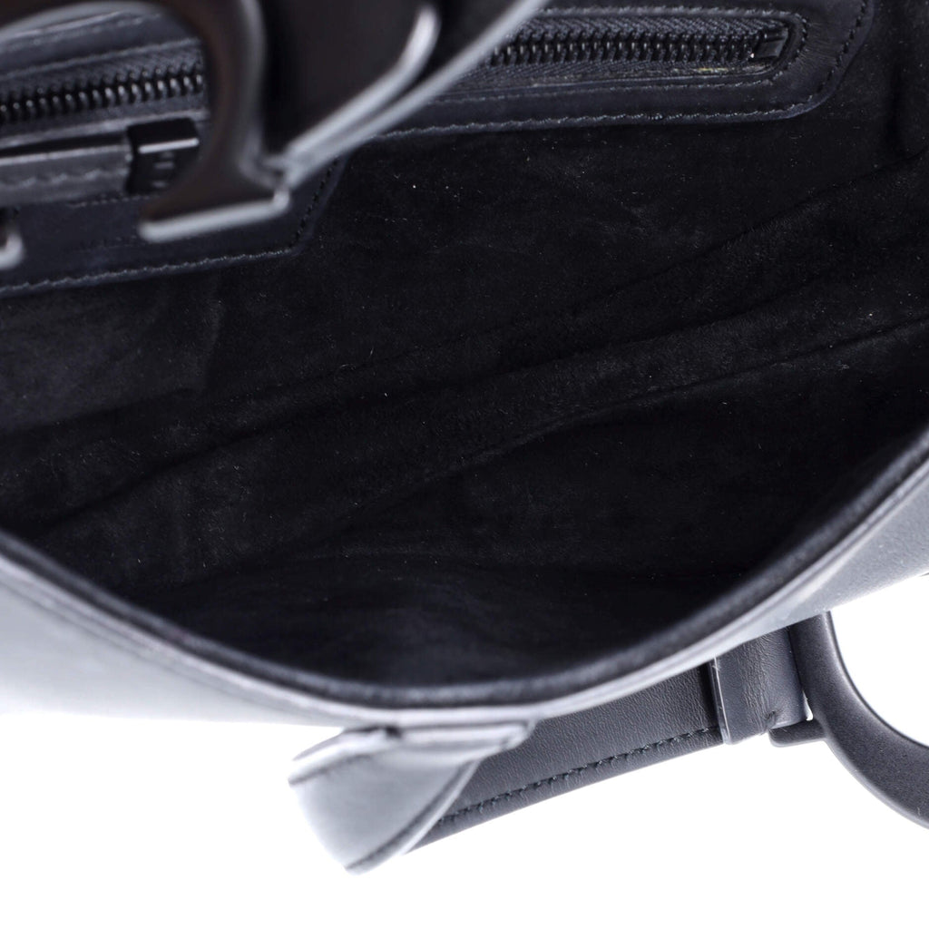 Ultra Matte Saddle Handbag Leather Medium