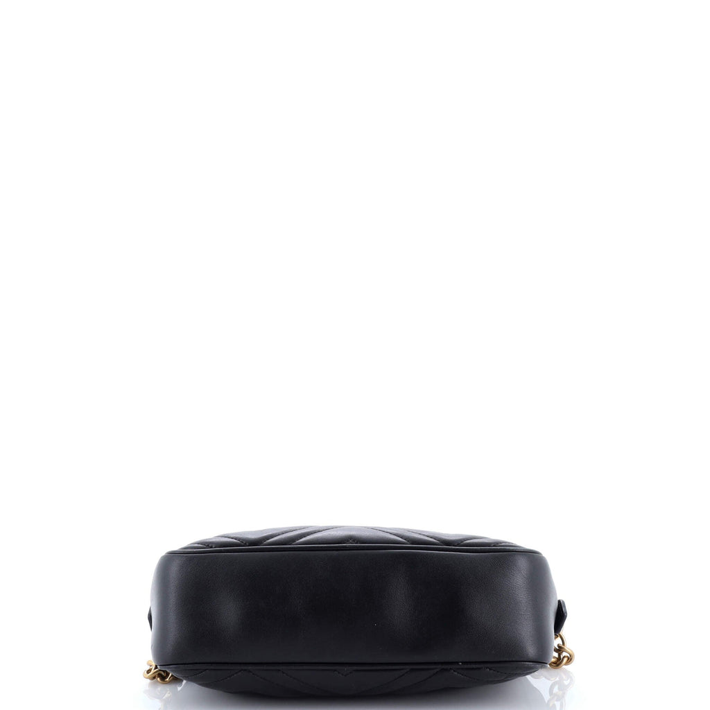 GG Marmont Shoulder Bag Matelasse Leather Small