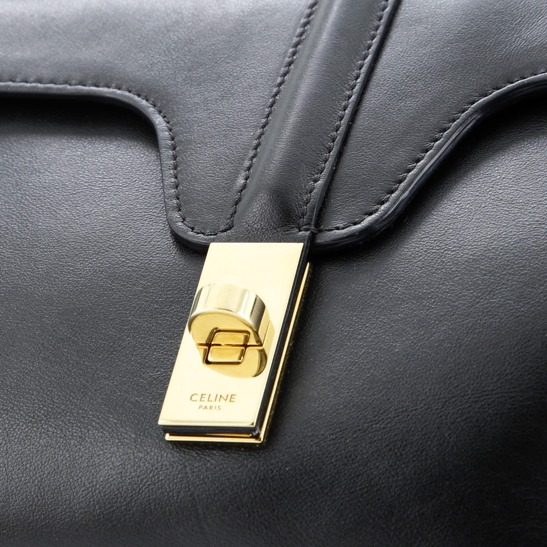 Soft 16 Bag Smooth Calfskin Teen