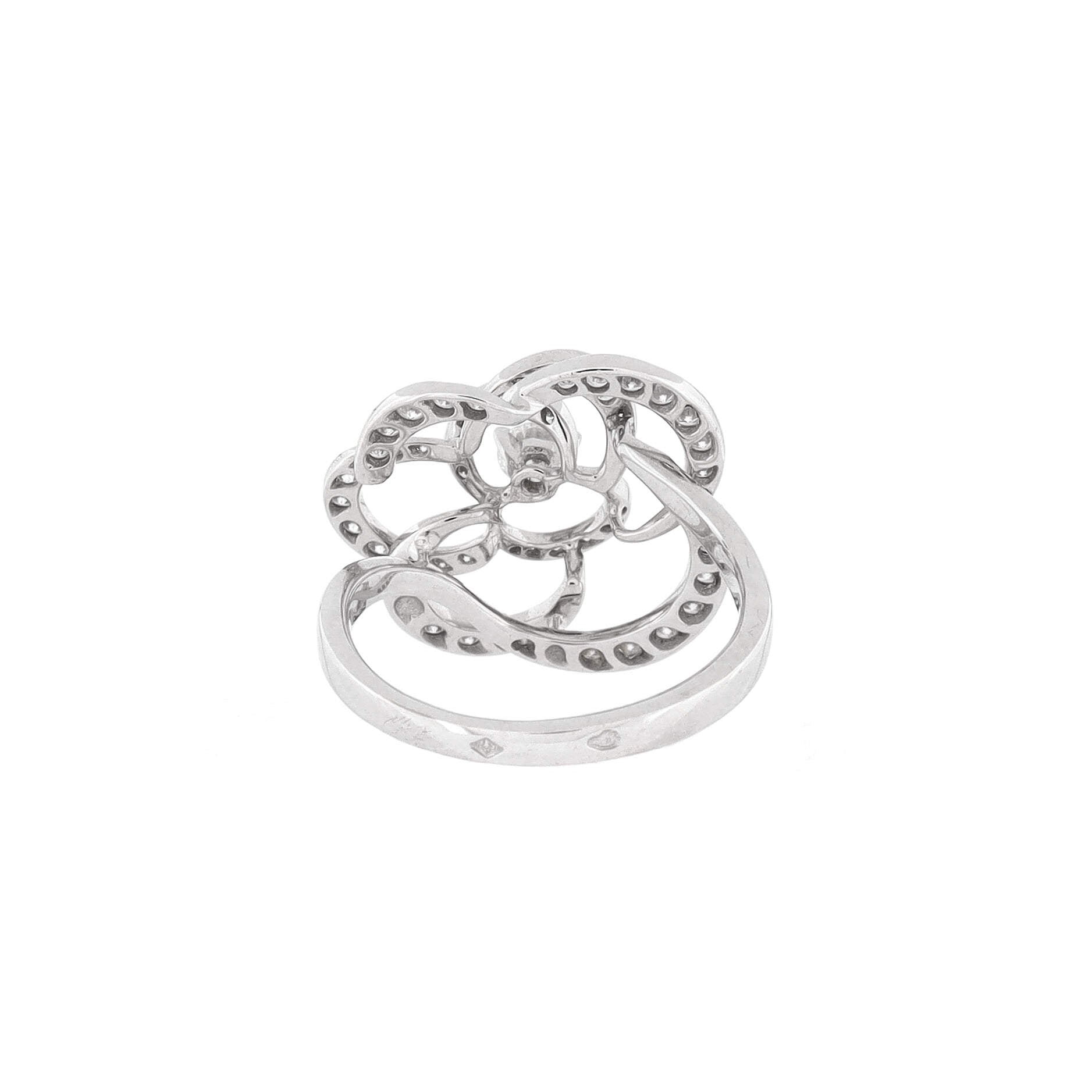 Fil De Camelia Ring 18K White Gold and Diamonds Small