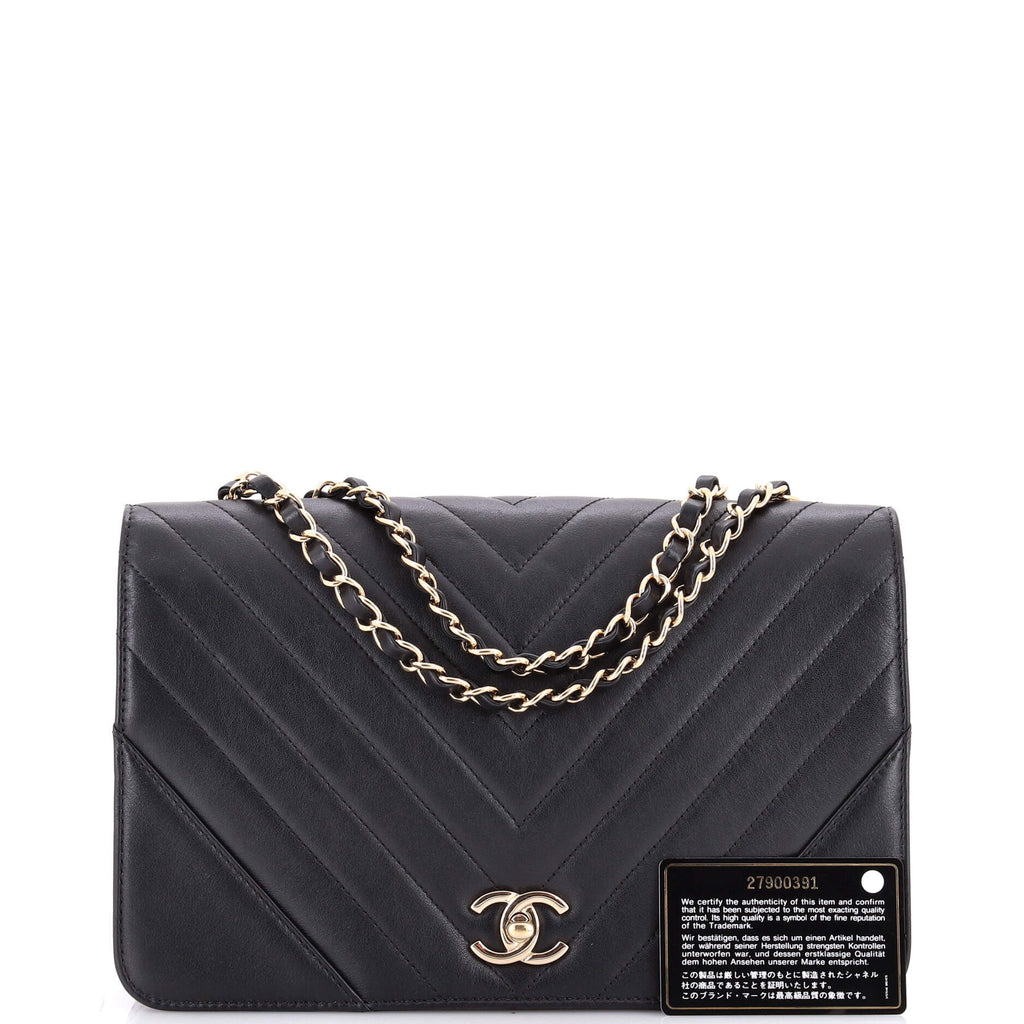 Statement Flap Bag Chevron Calfskin Medium