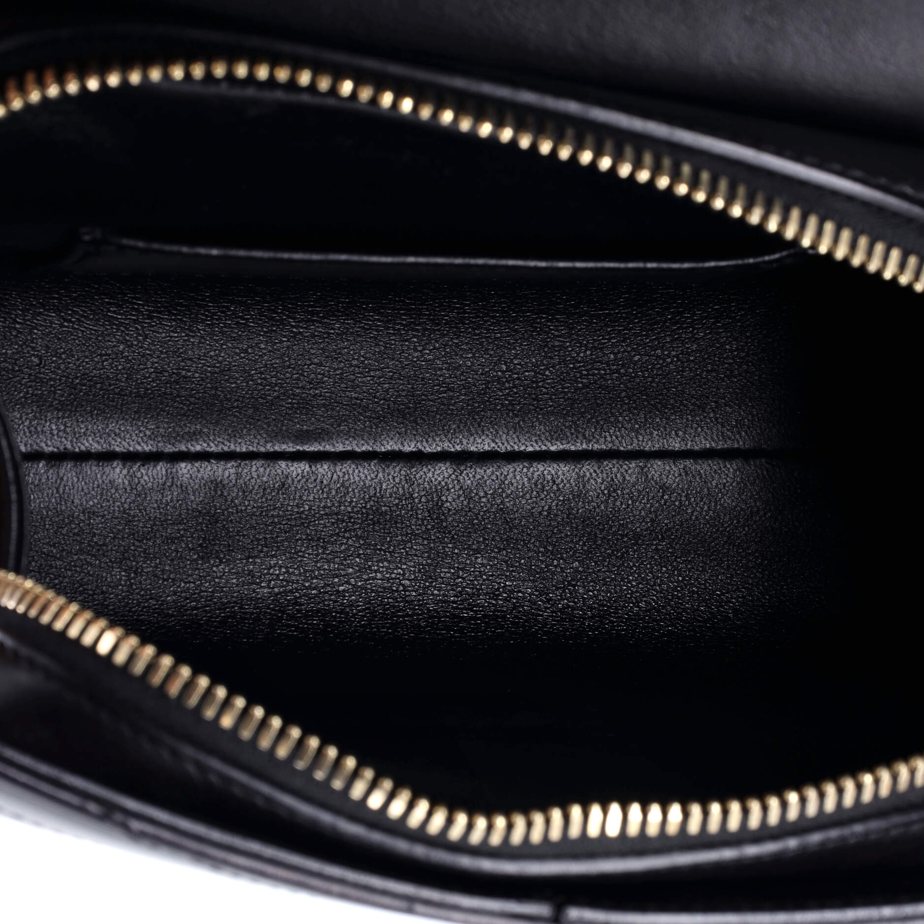 Medal Envelope Flap Bag Chevron Calfskin Small