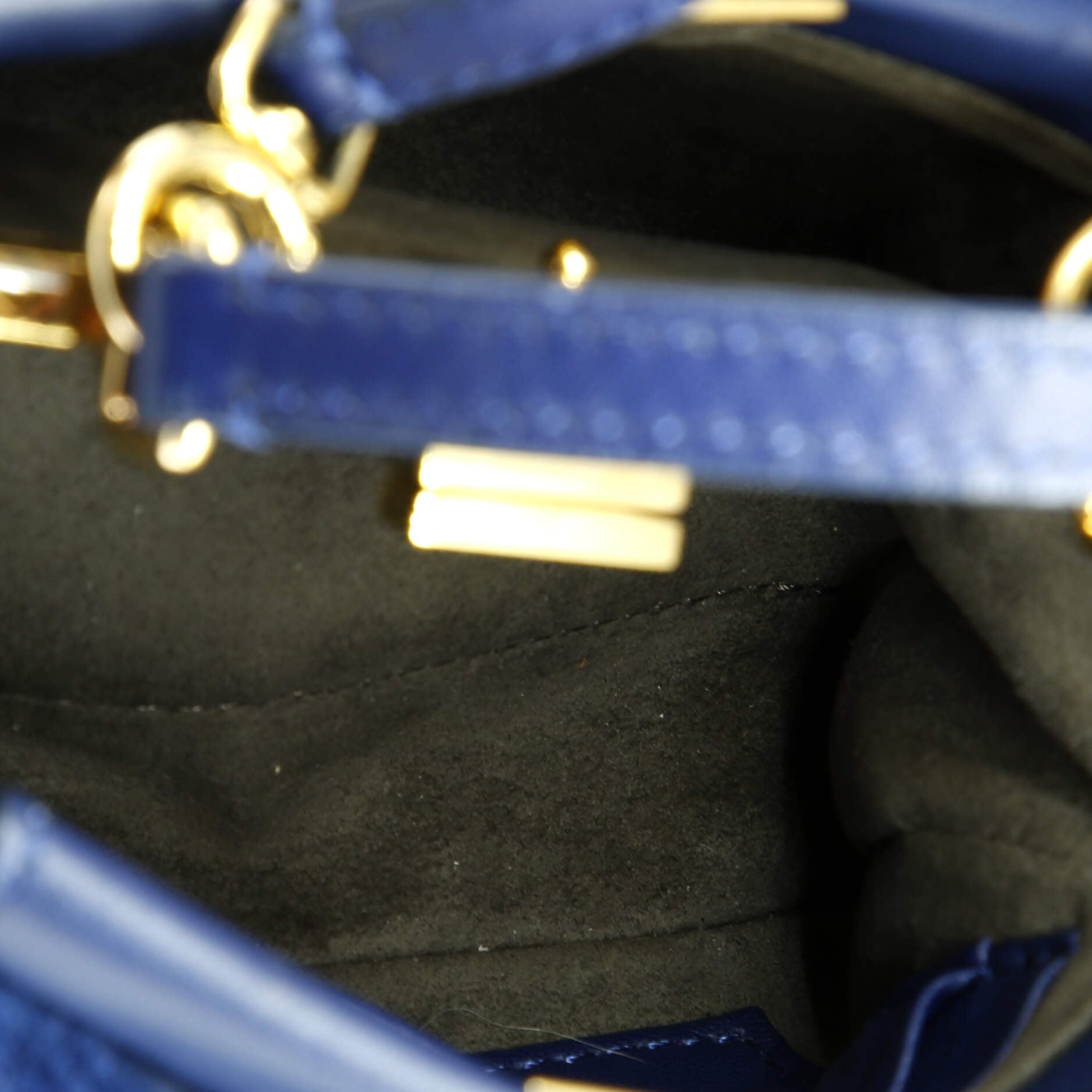 Peekaboo Bag Fur Micro