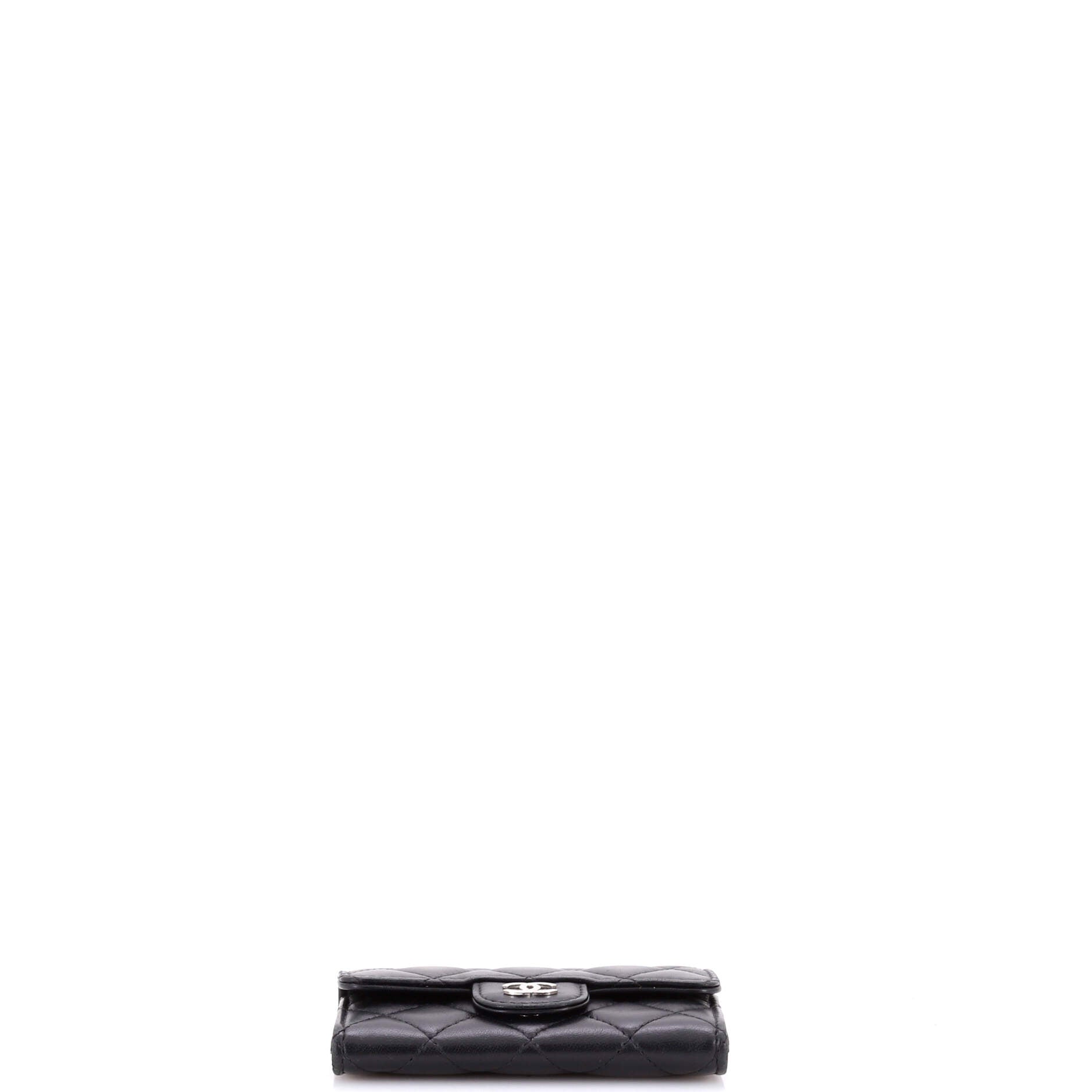 Classic Flap Card Case Quilted Lambskin