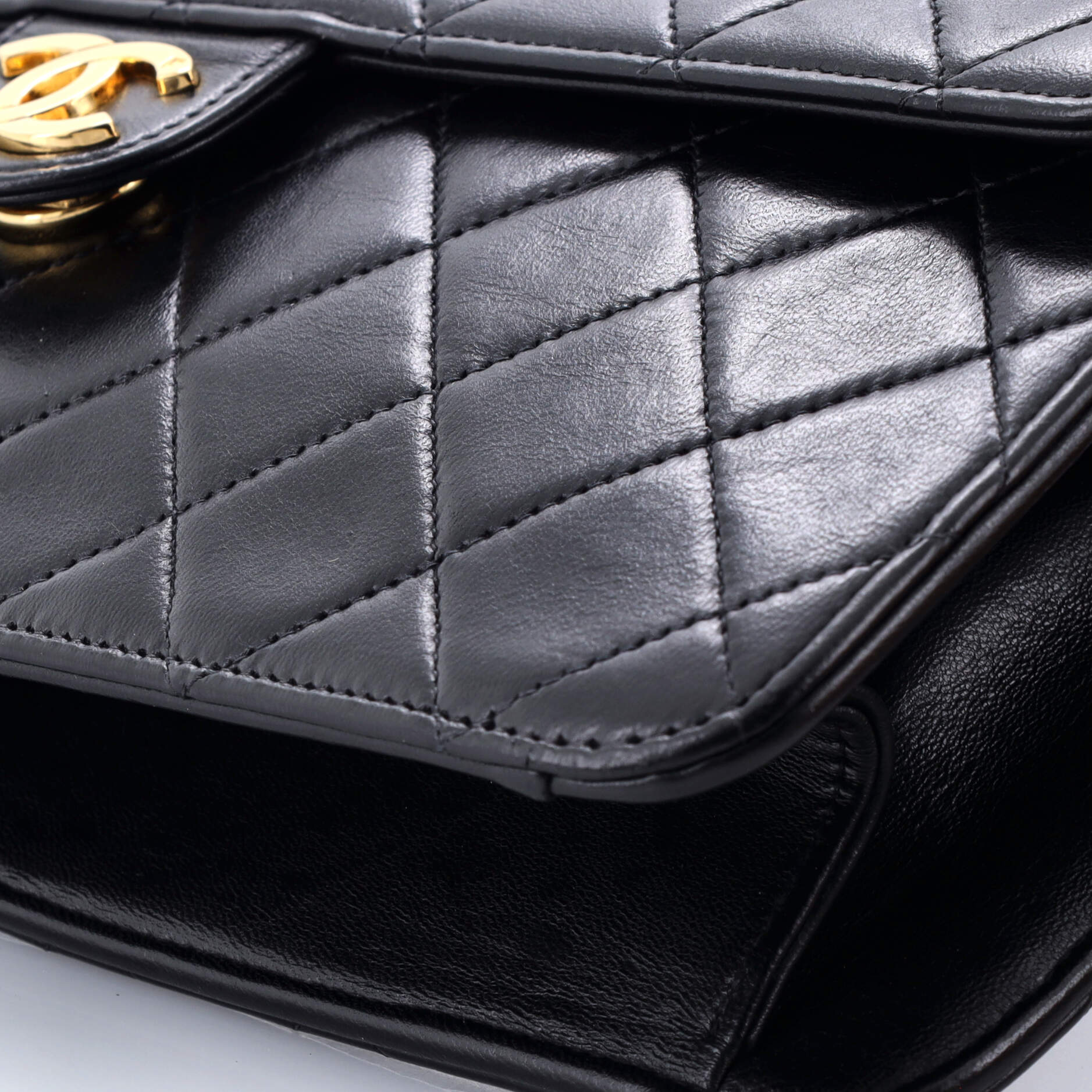 Vintage Clutch with Chain Quilted Leather Medium