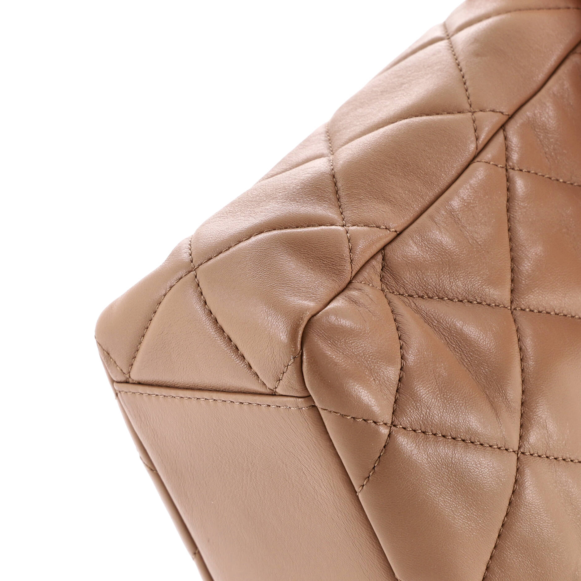 CC Turnlock Belted Chain Handle Hobo Quilted Lambskin Medium