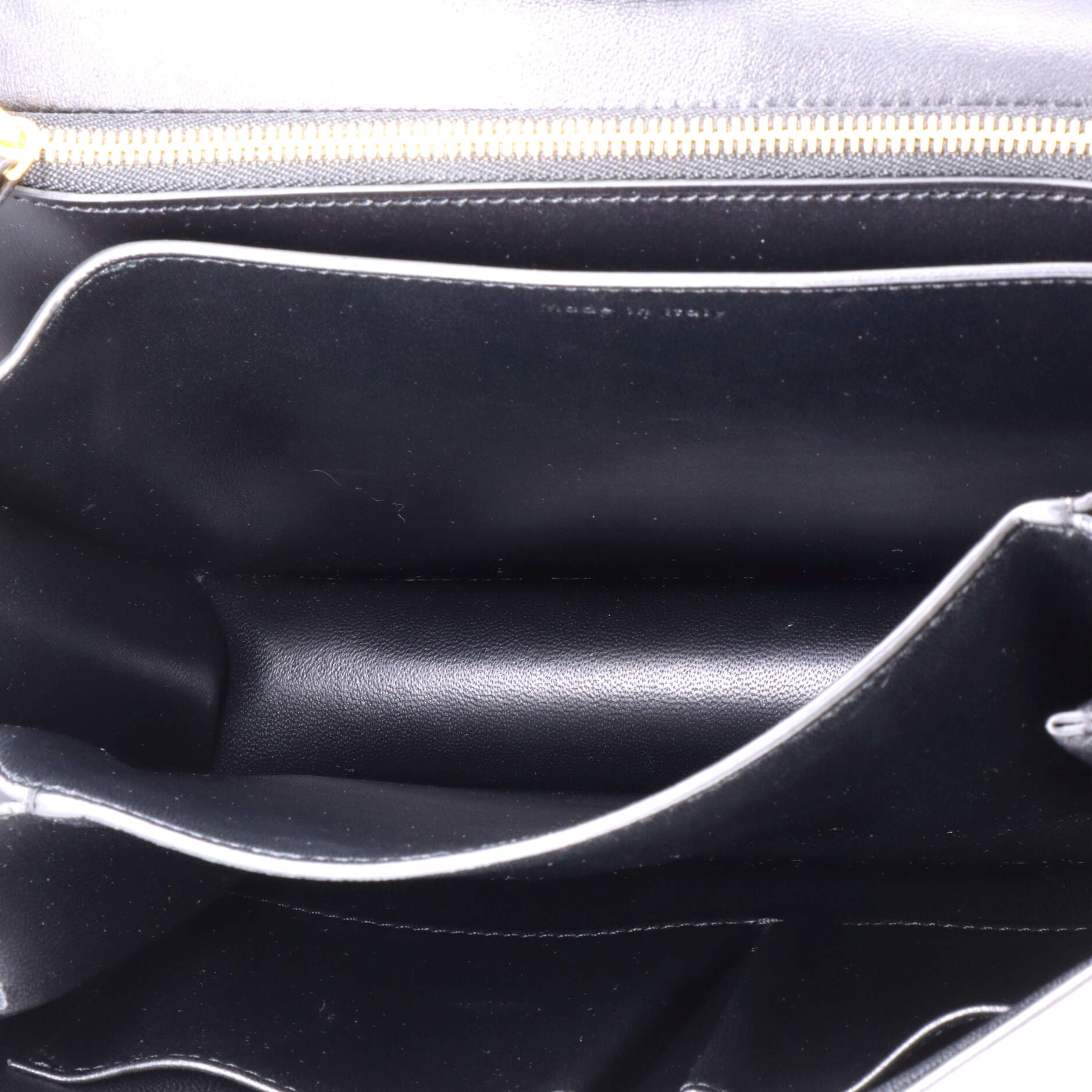 Classic Box Bag Smooth Leather Medium