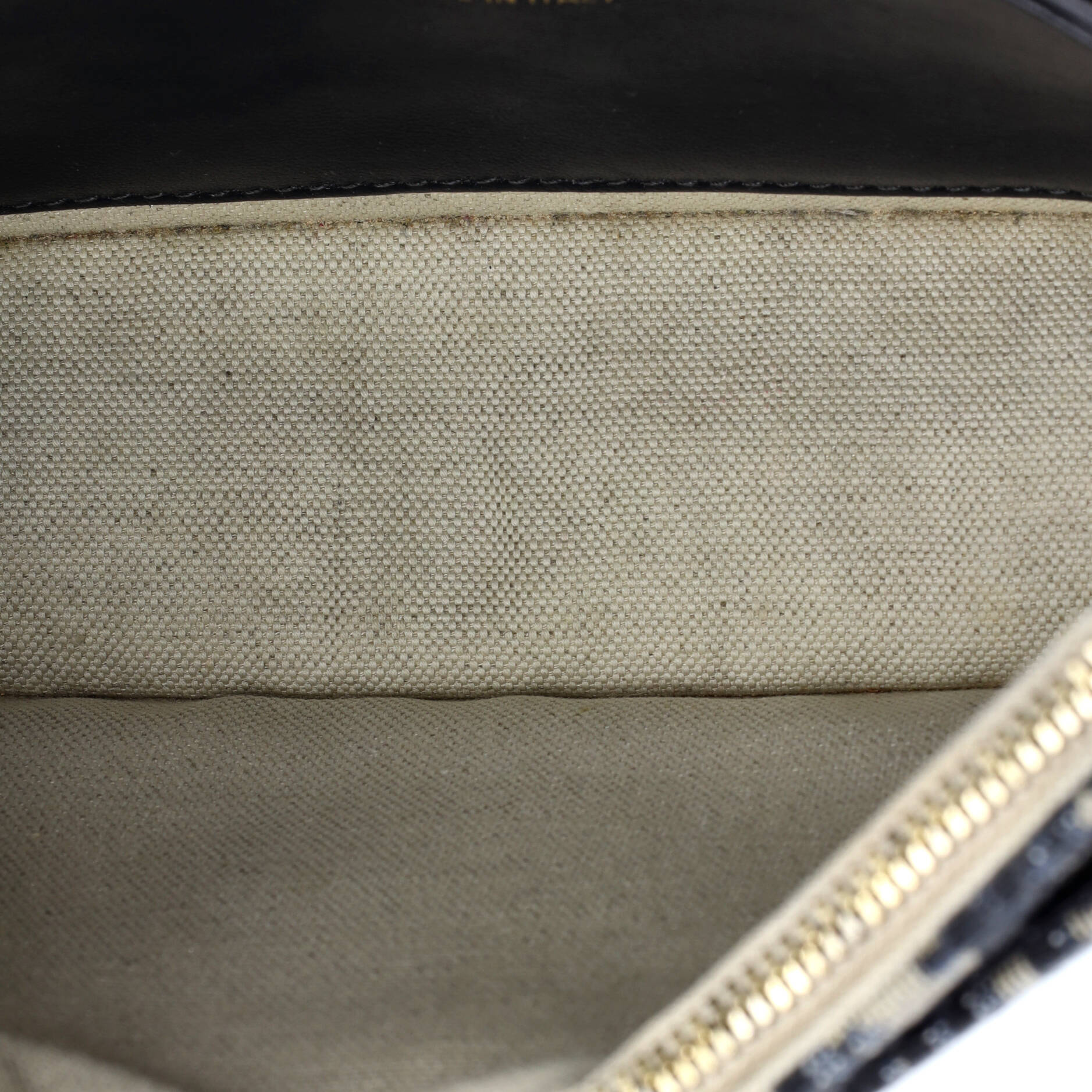 Saddle Chain Clutch Oblique Canvas