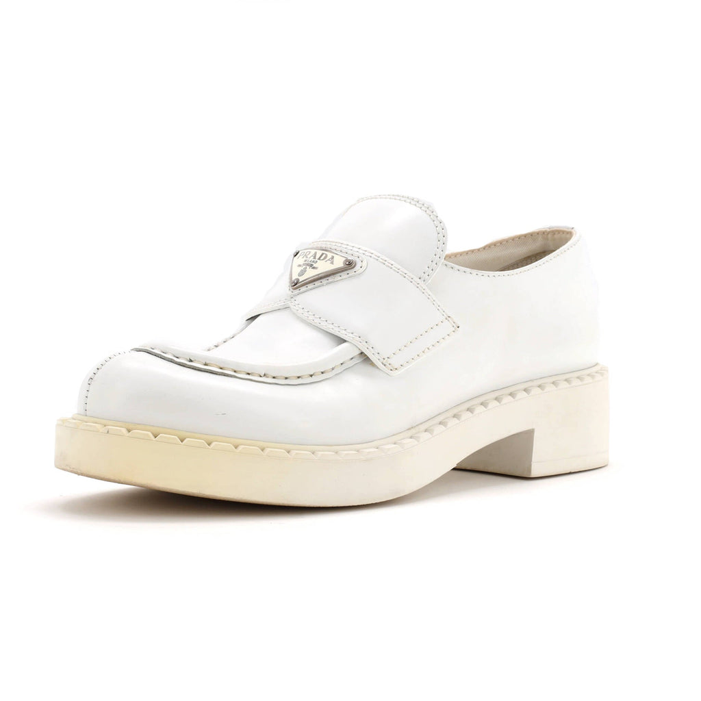 Women's Triangle Logo Loafers Spazzolato Leather