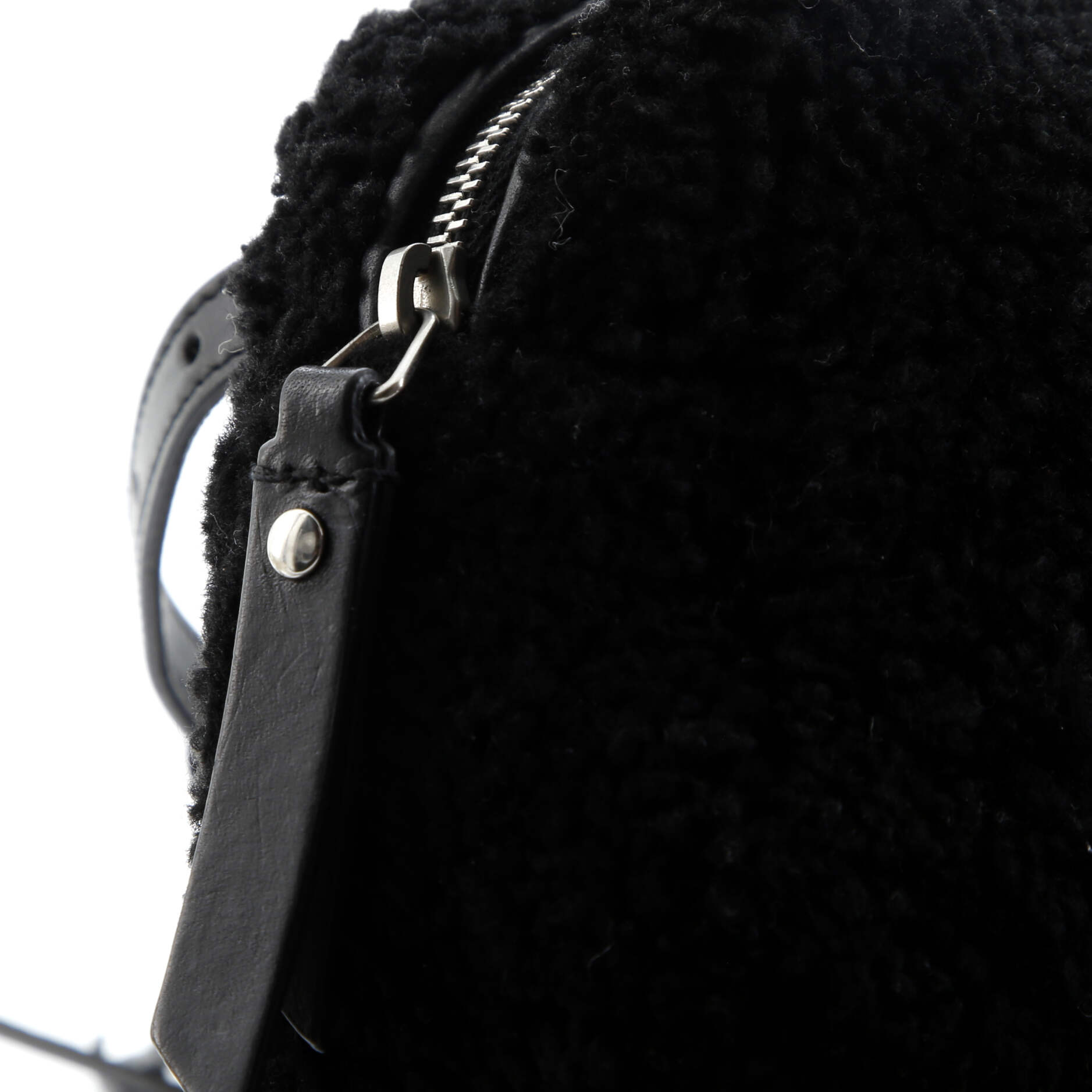 Lou Belt Bag Shearling