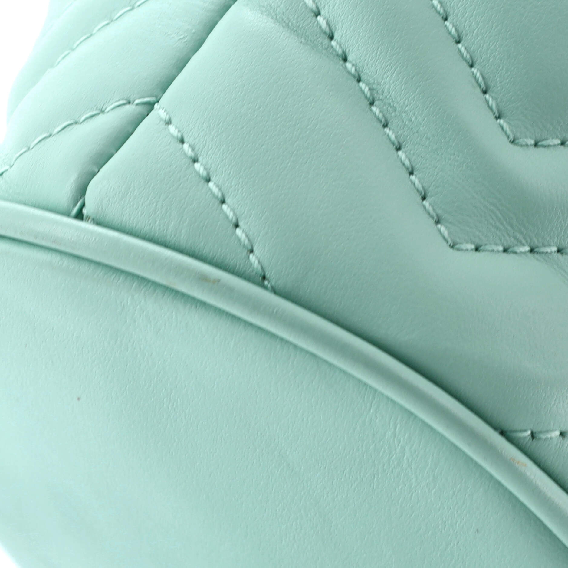 GG Marmont Bucket Bag Matelasse Leather Mini