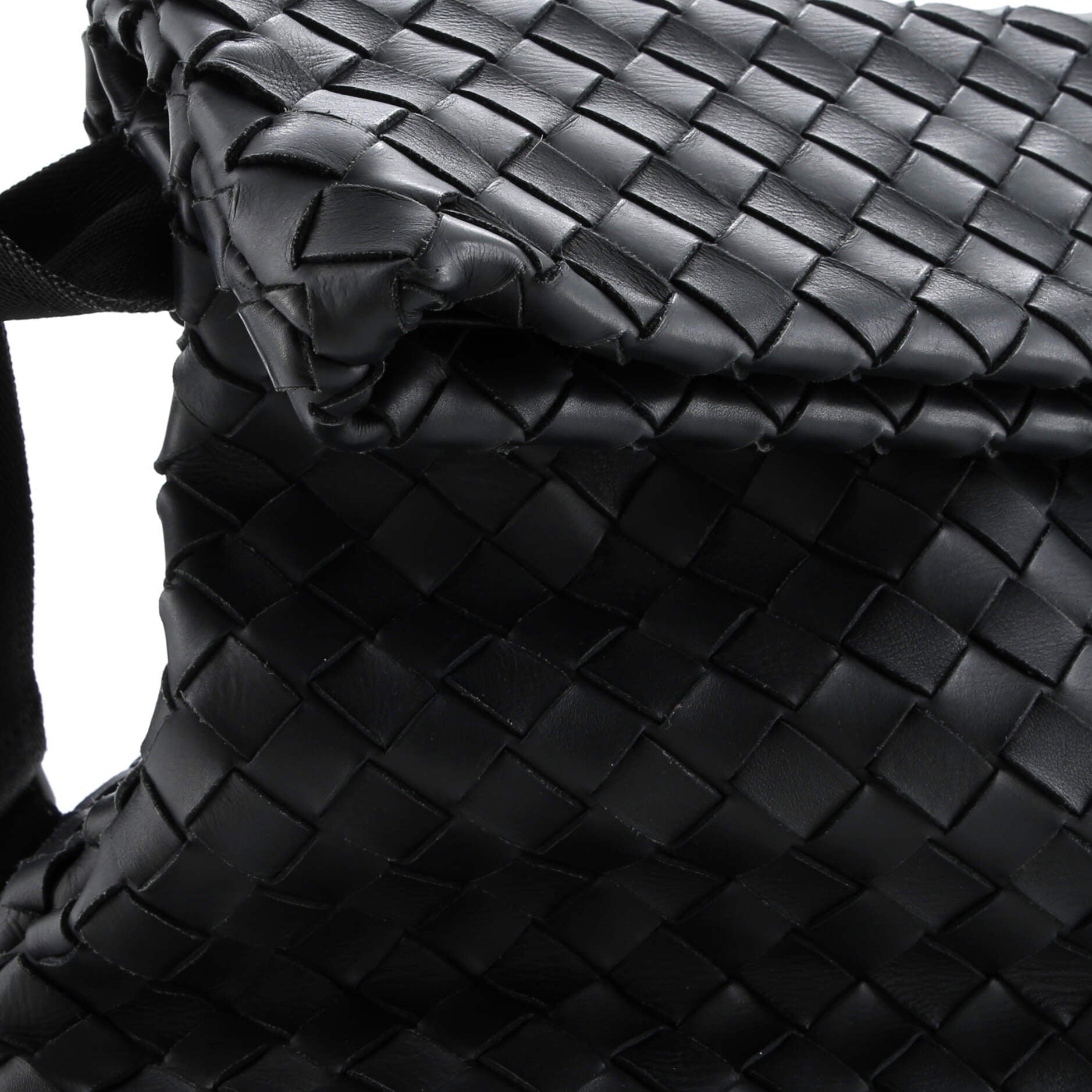 Classic Fold Over Messenger Bag Intrecciato Leather Large