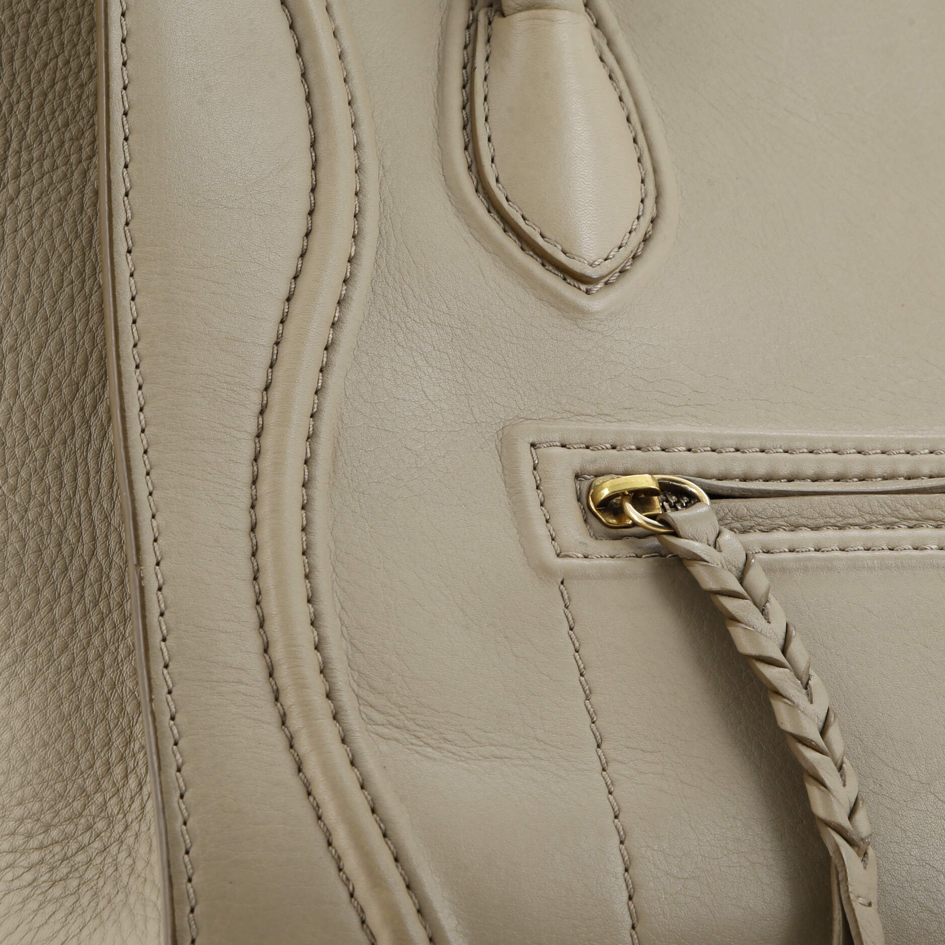 Phantom Bag Grainy Leather Medium