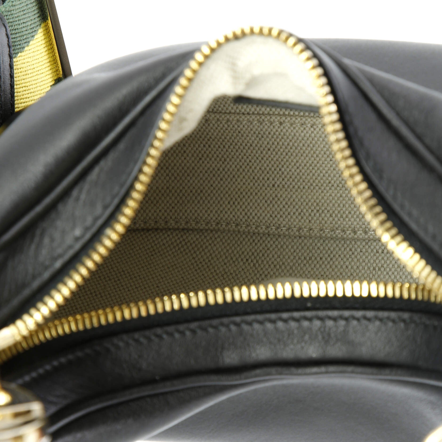 Attache Shoulder Bag Leather Small