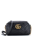 GG Marmont Shoulder Bag Matelasse Leather Small