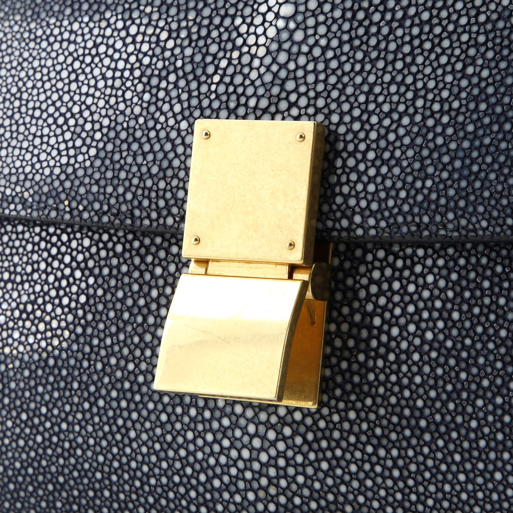 Classic Box Bag Stingray Medium