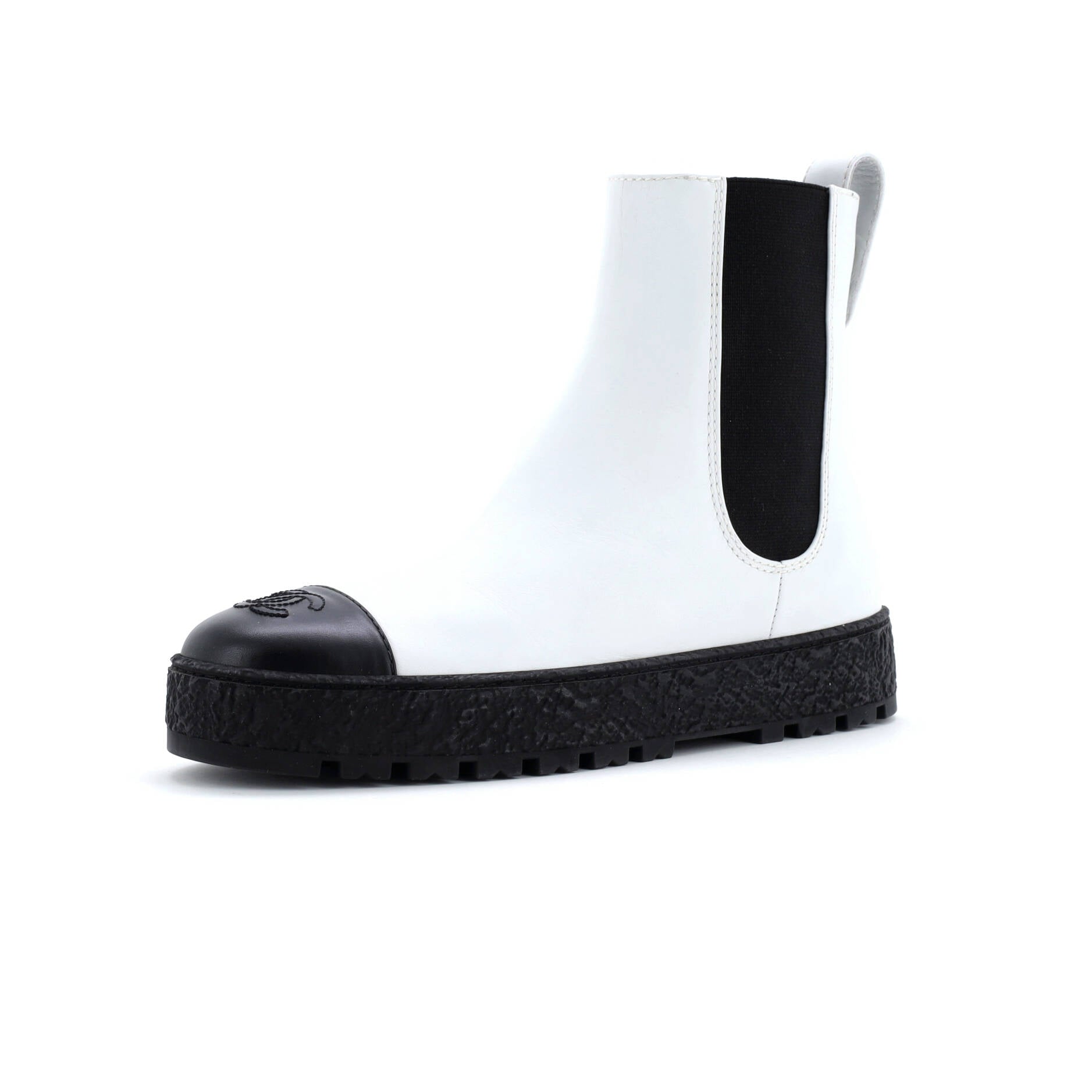 Women's CC Turnlock Cap Toe Chelsea Boots Leather