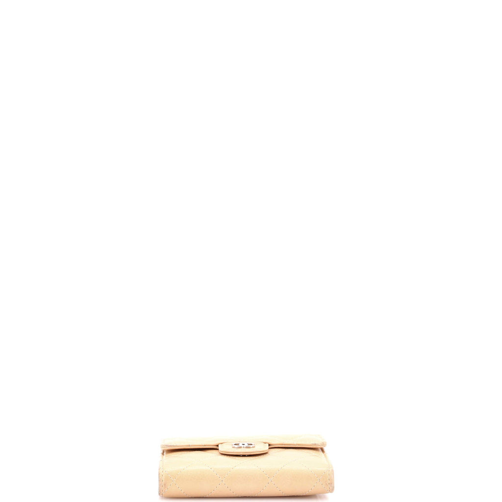 CC Compact Classic Flap Wallet Quilted Caviar