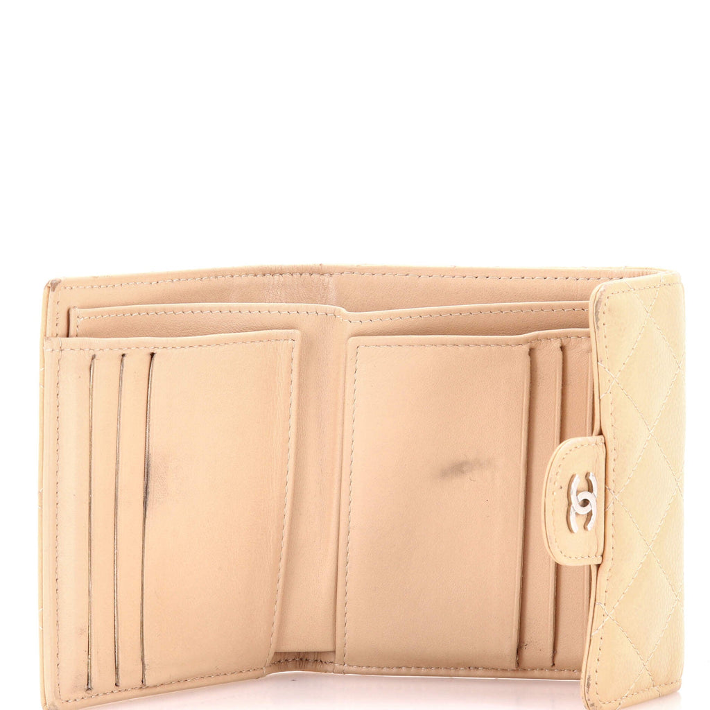 CC Compact Classic Flap Wallet Quilted Caviar