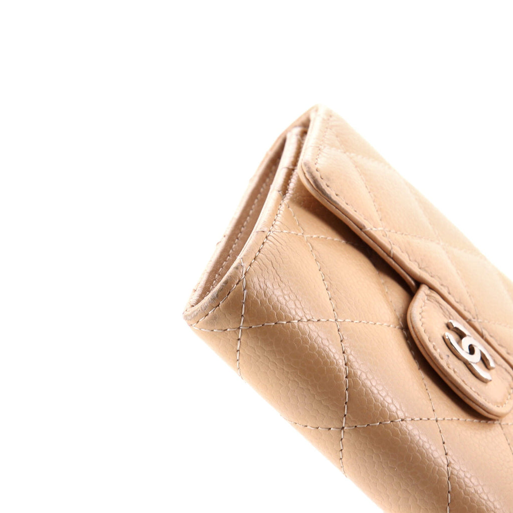 CC Compact Classic Flap Wallet Quilted Caviar