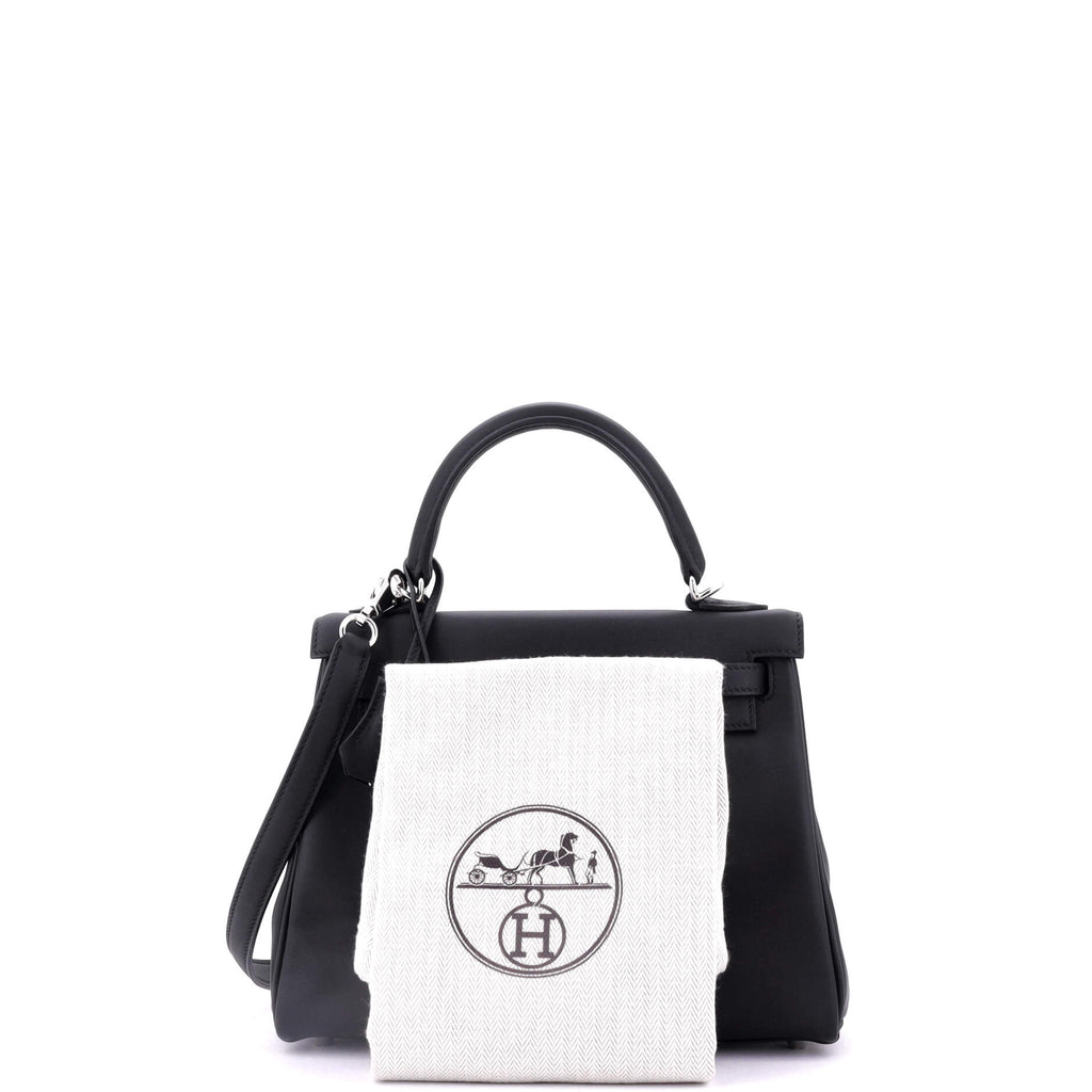 Kelly Handbag Noir Swift with Palladium Hardware 25