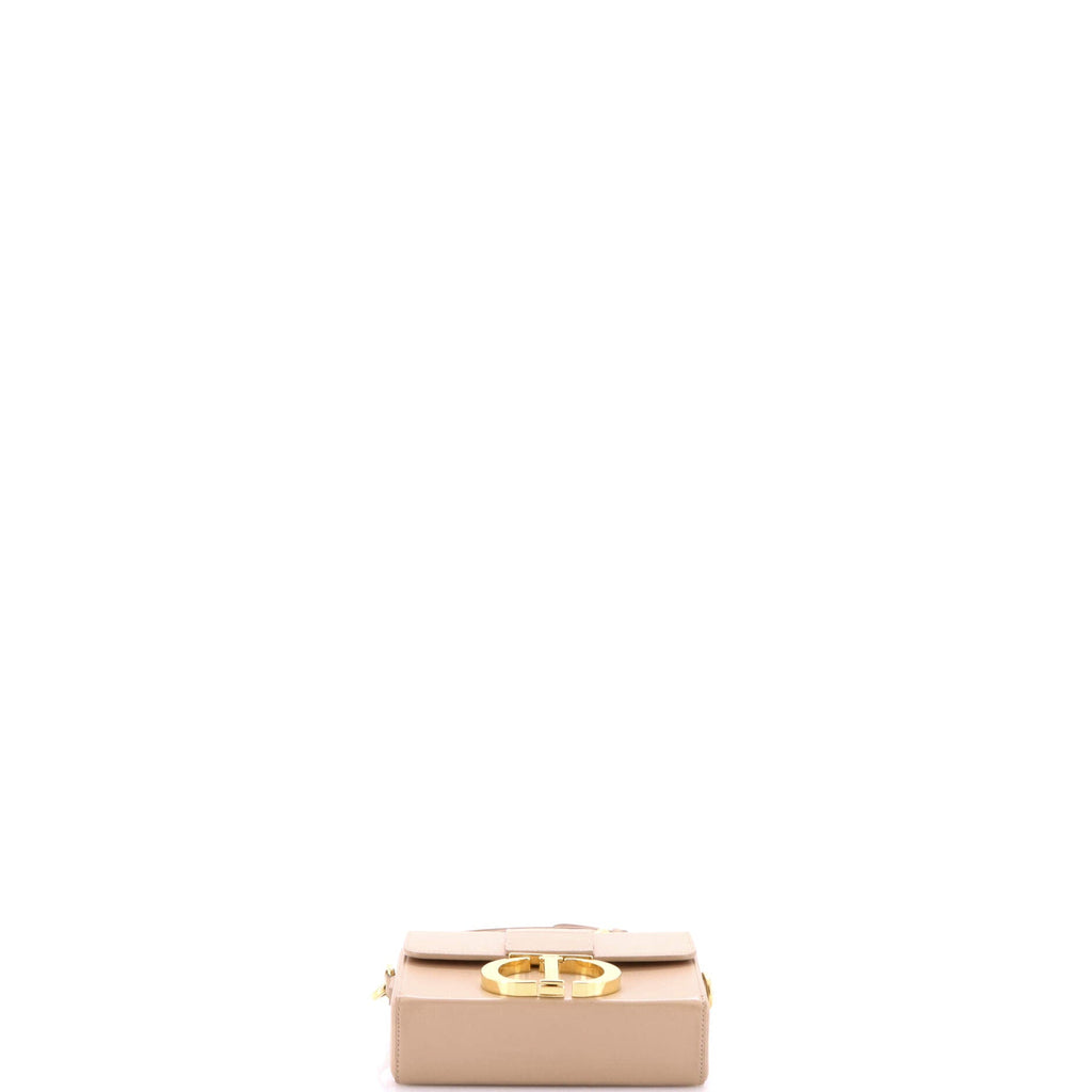 30 Montaigne Box Bag Leather