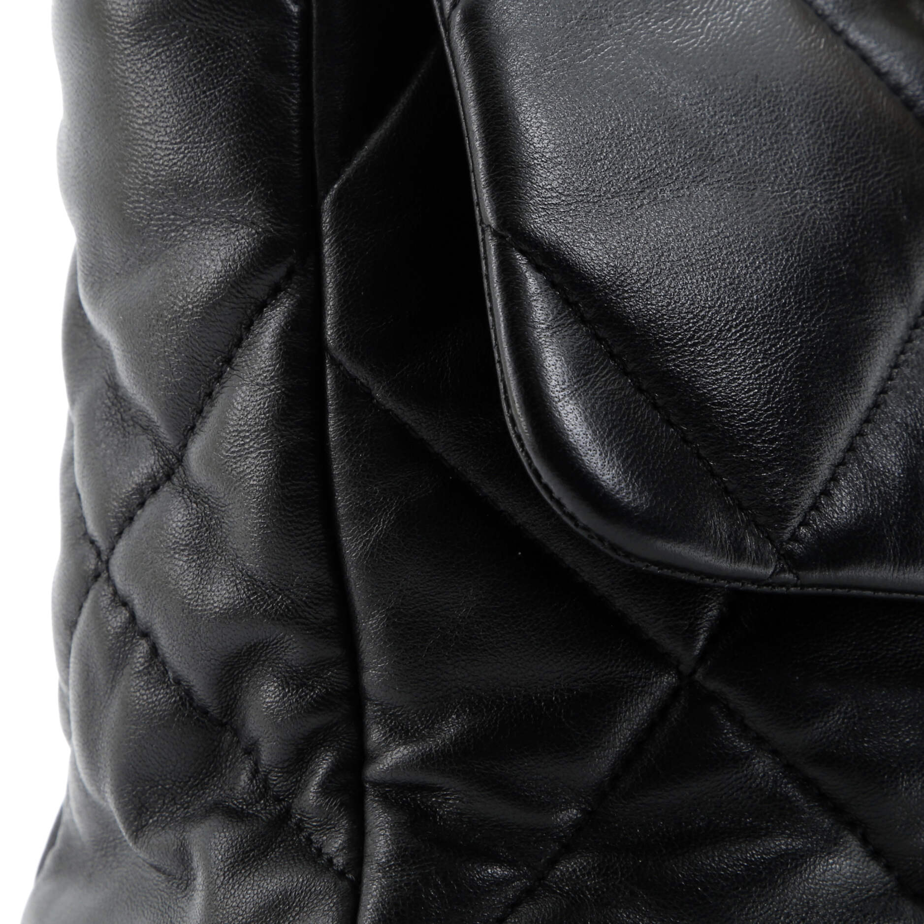 19 Flap Bag Quilted Leather Large