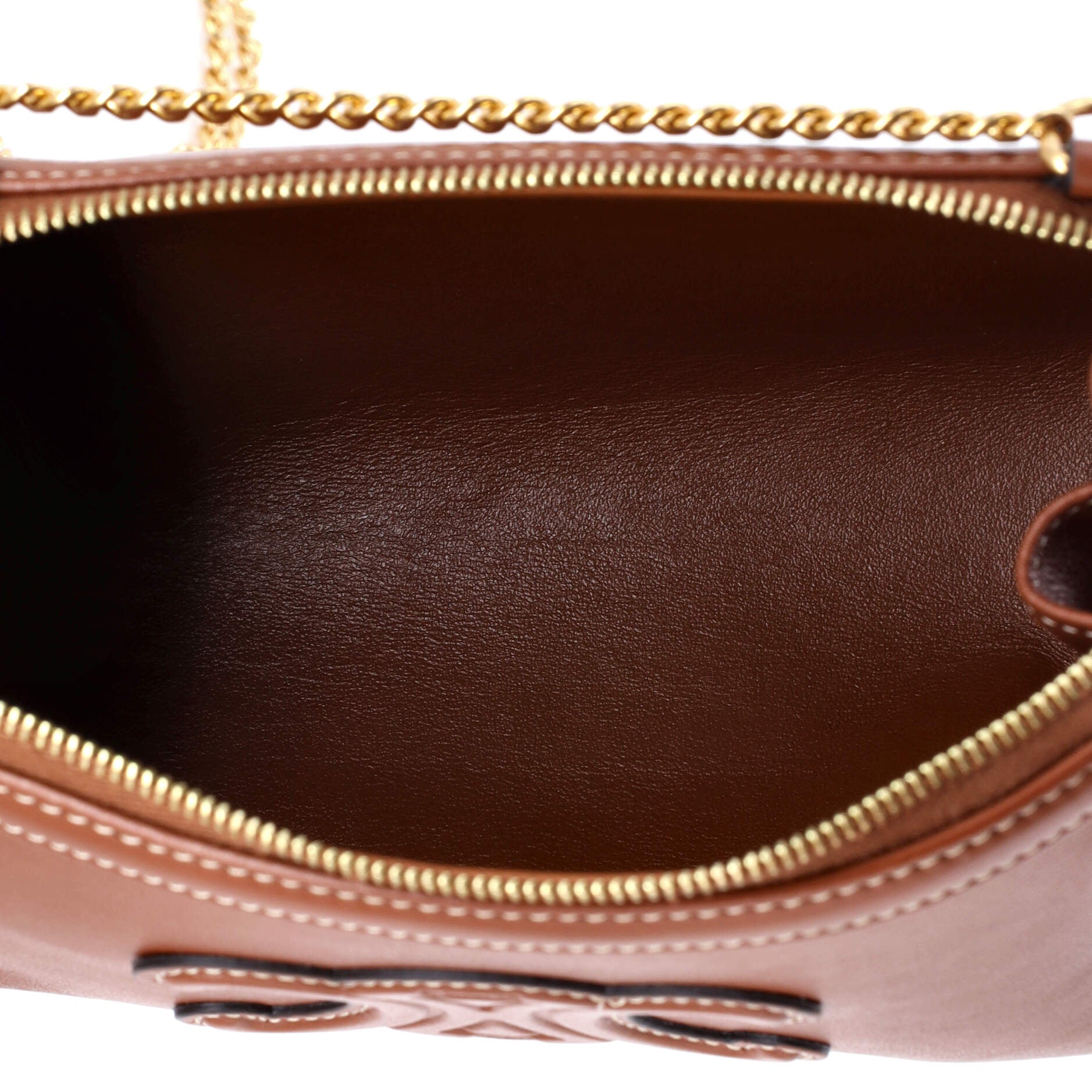 Cuir Triomphe Zip Around Chain Clutch Leather