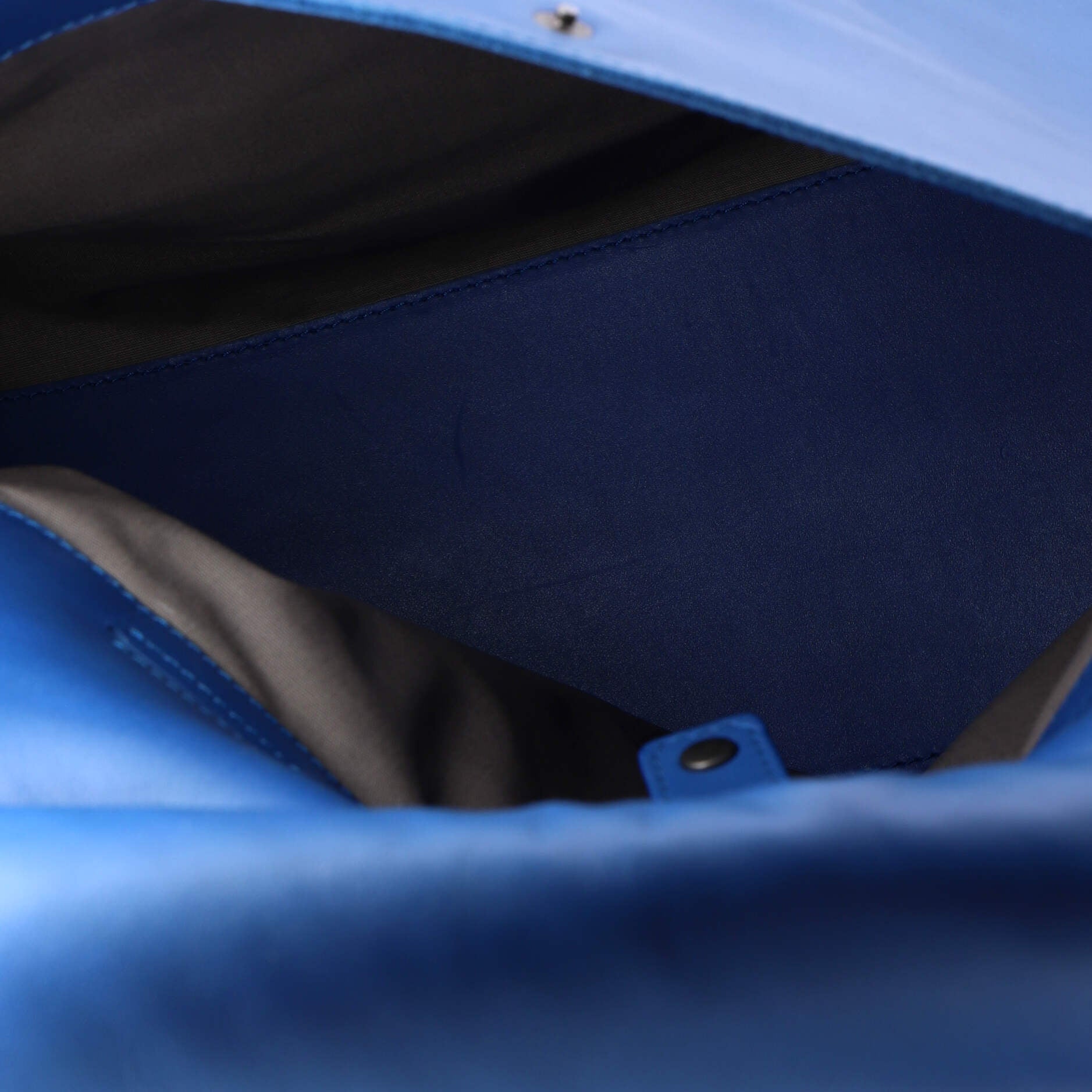 Square Panelled Messenger Bag Intrecciato Nappa Large
