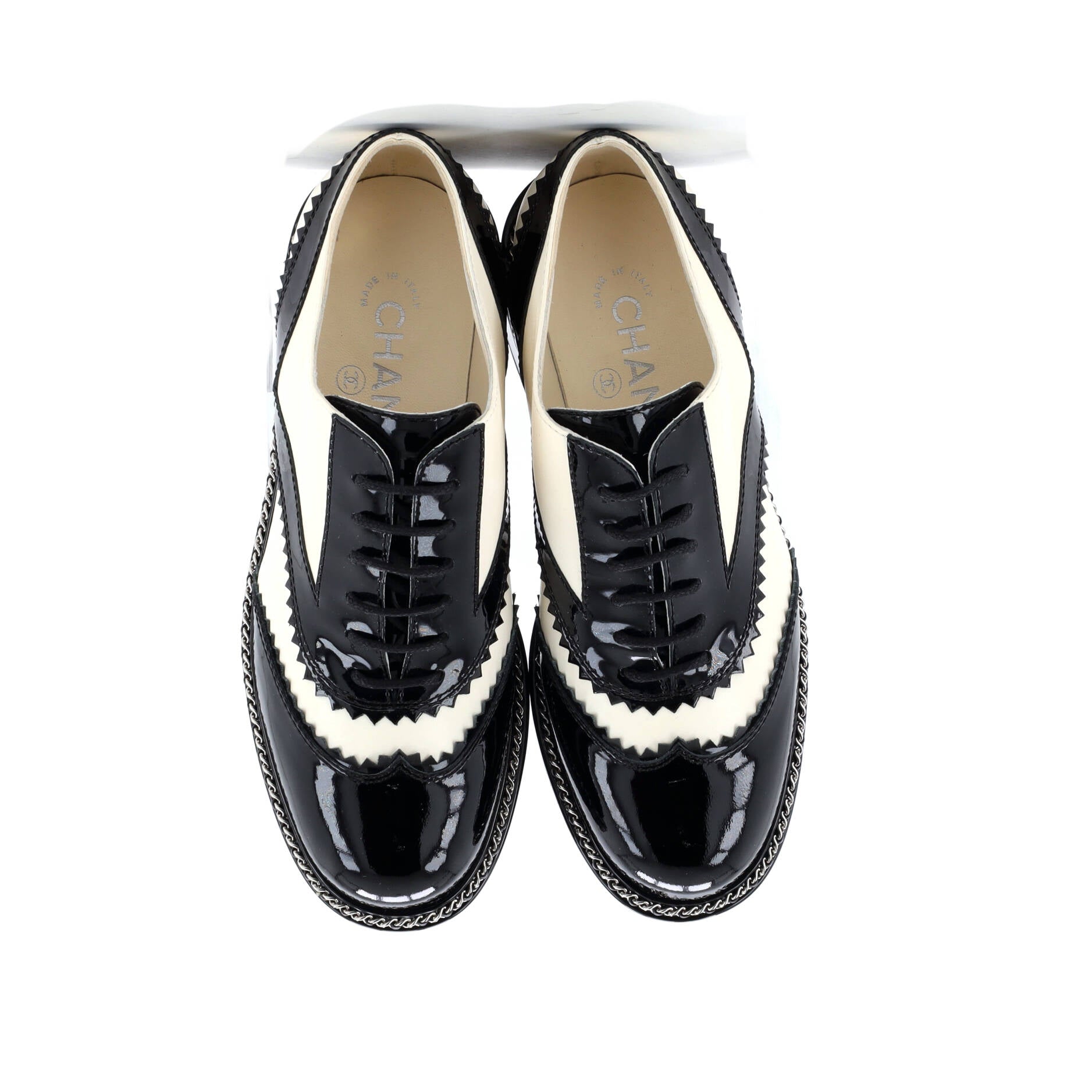 Women's CC Chain Around Oxfords Patent and Leather