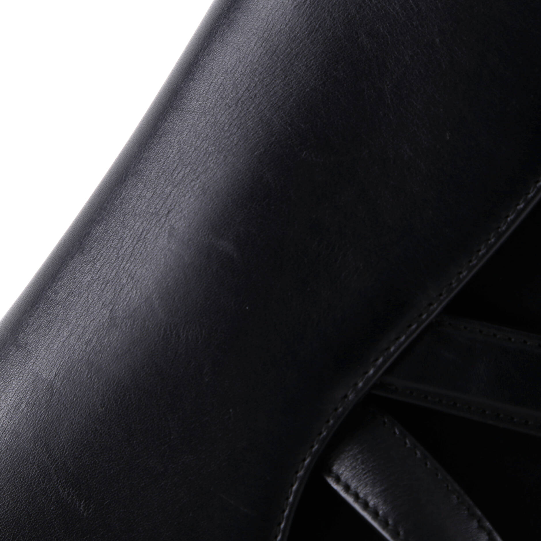 Saddle Handbag Leather Medium
