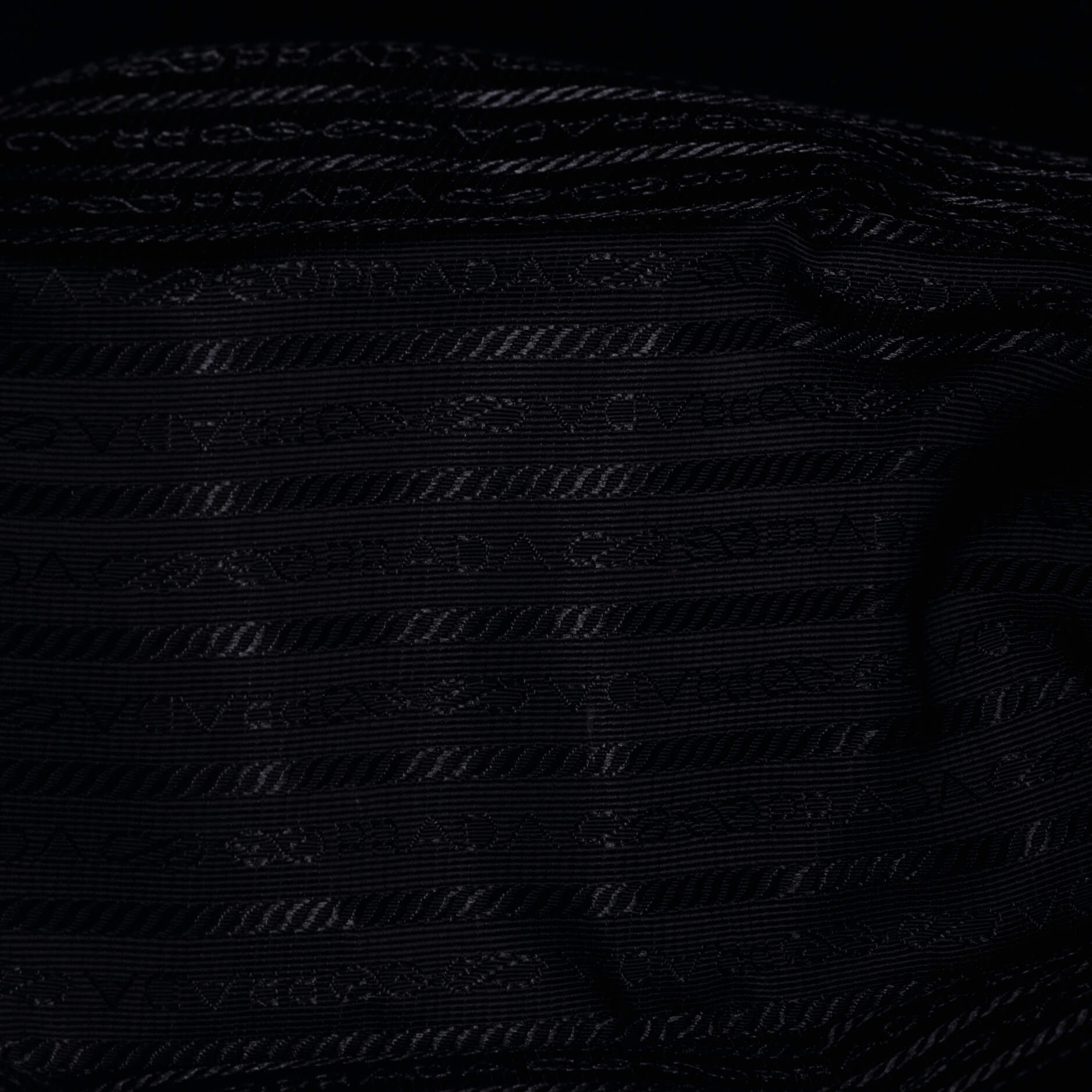 Cahier Convertible Shoulder Bag City Calf and Saffiano Medium