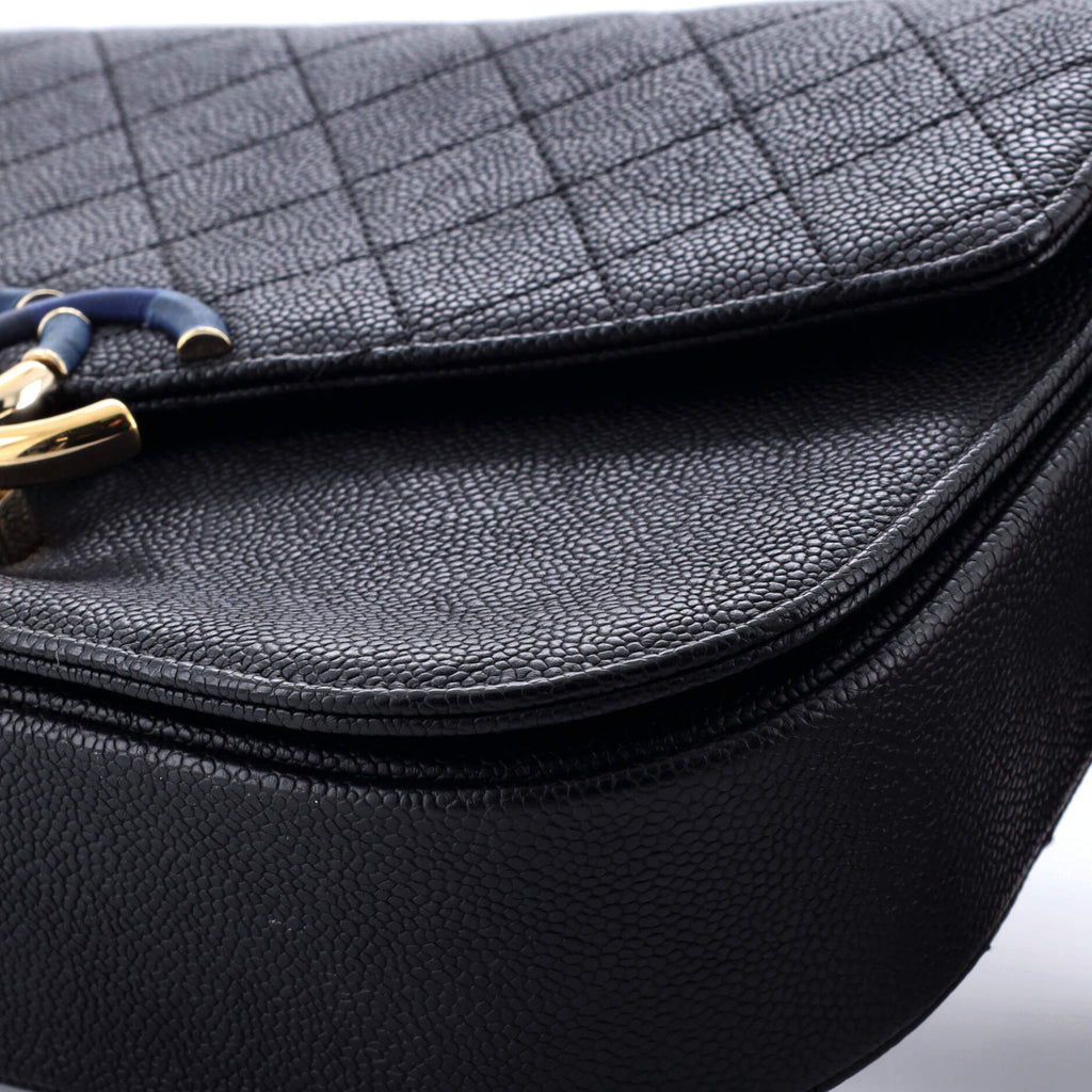 Thread Around Flap Bag Quilted Caviar Medium