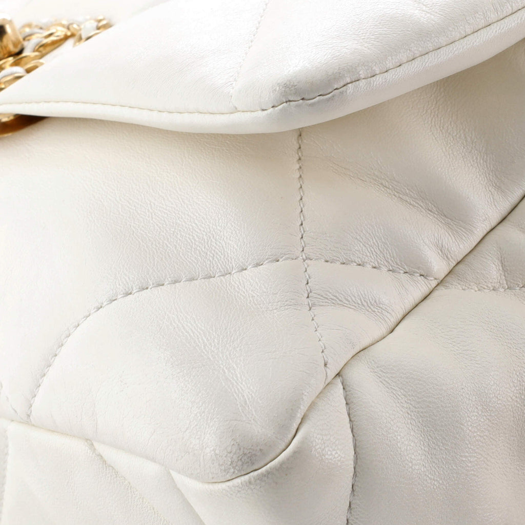 19 Flap Bag Quilted Leather Medium