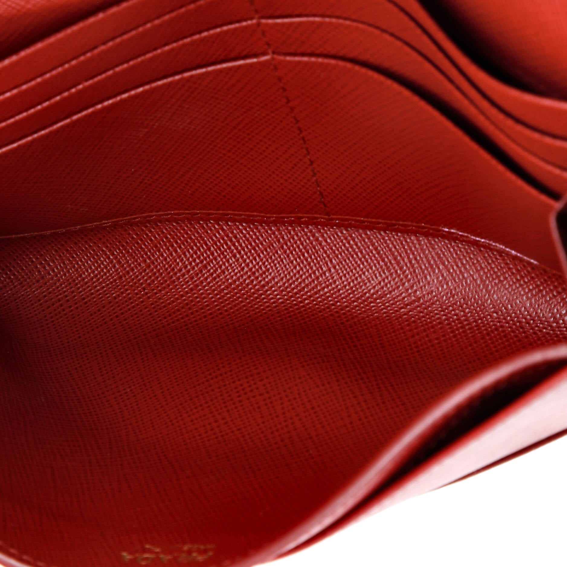 Envelope Wallet on Chain Saffiano Leather