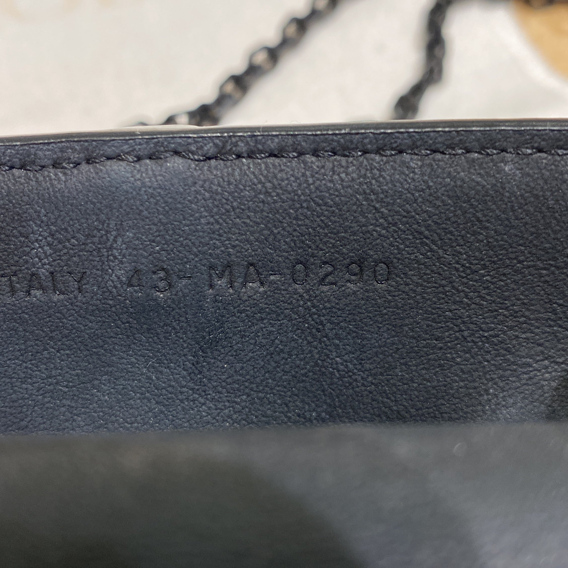 Ultra Matte Saddle Nano Pouch Leather