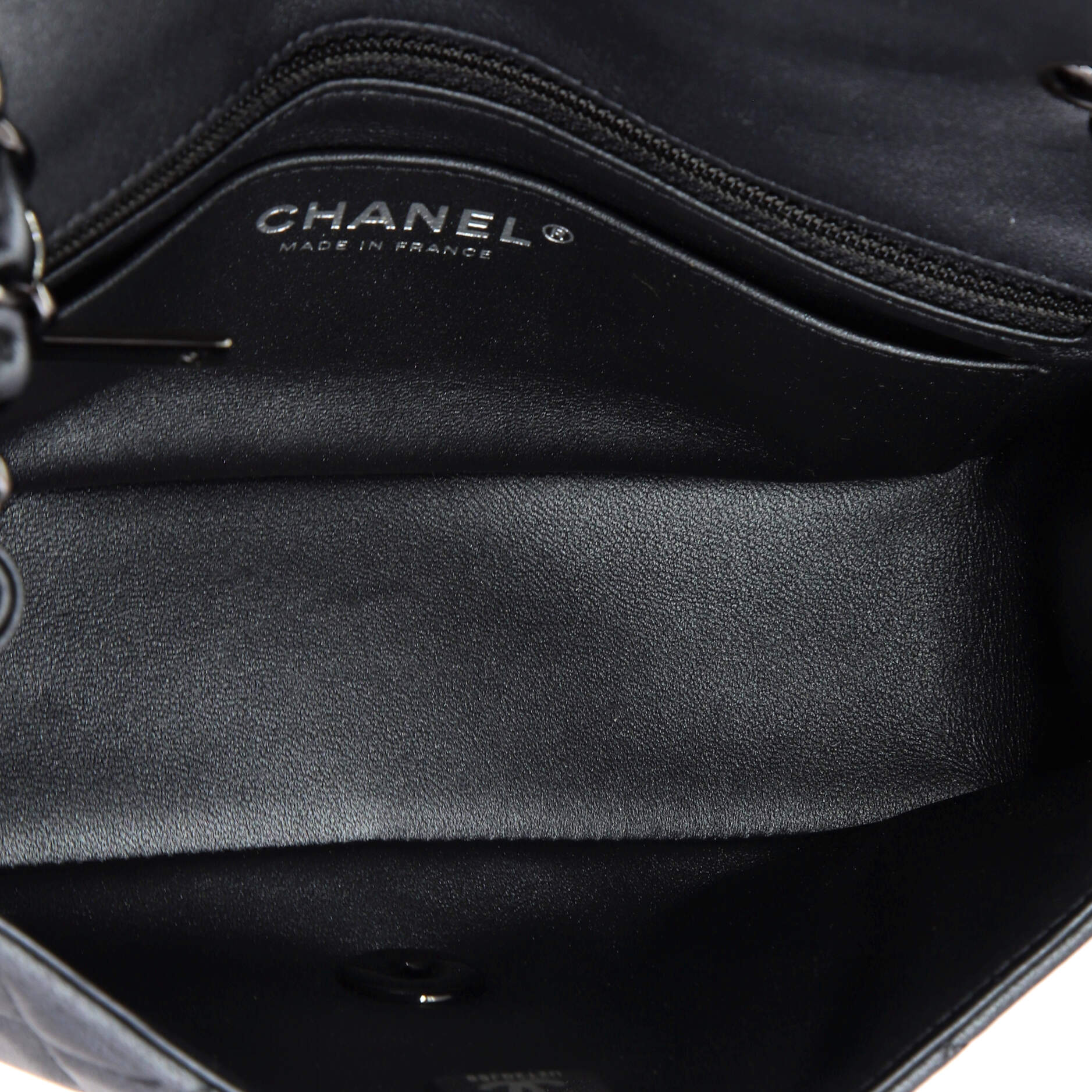 So Black Classic Single Flap Bag Quilted Lambskin Mini