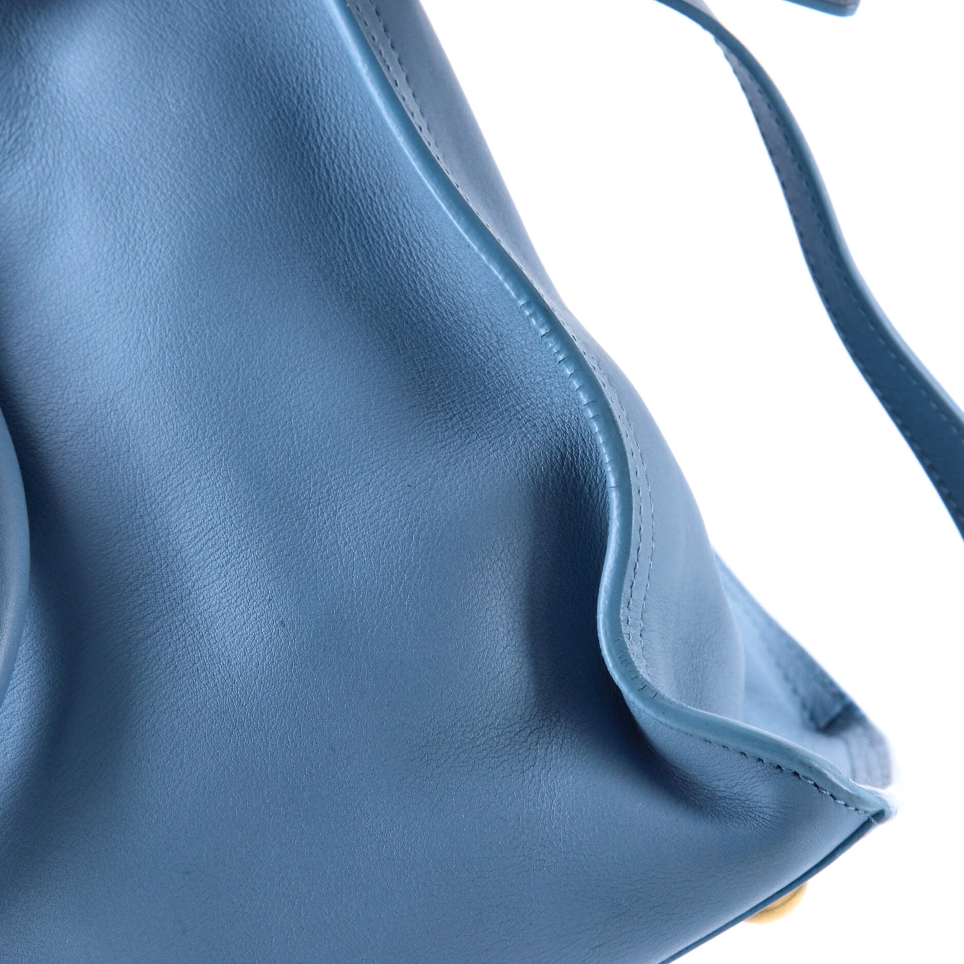 Classic Y Cabas Leather Small
