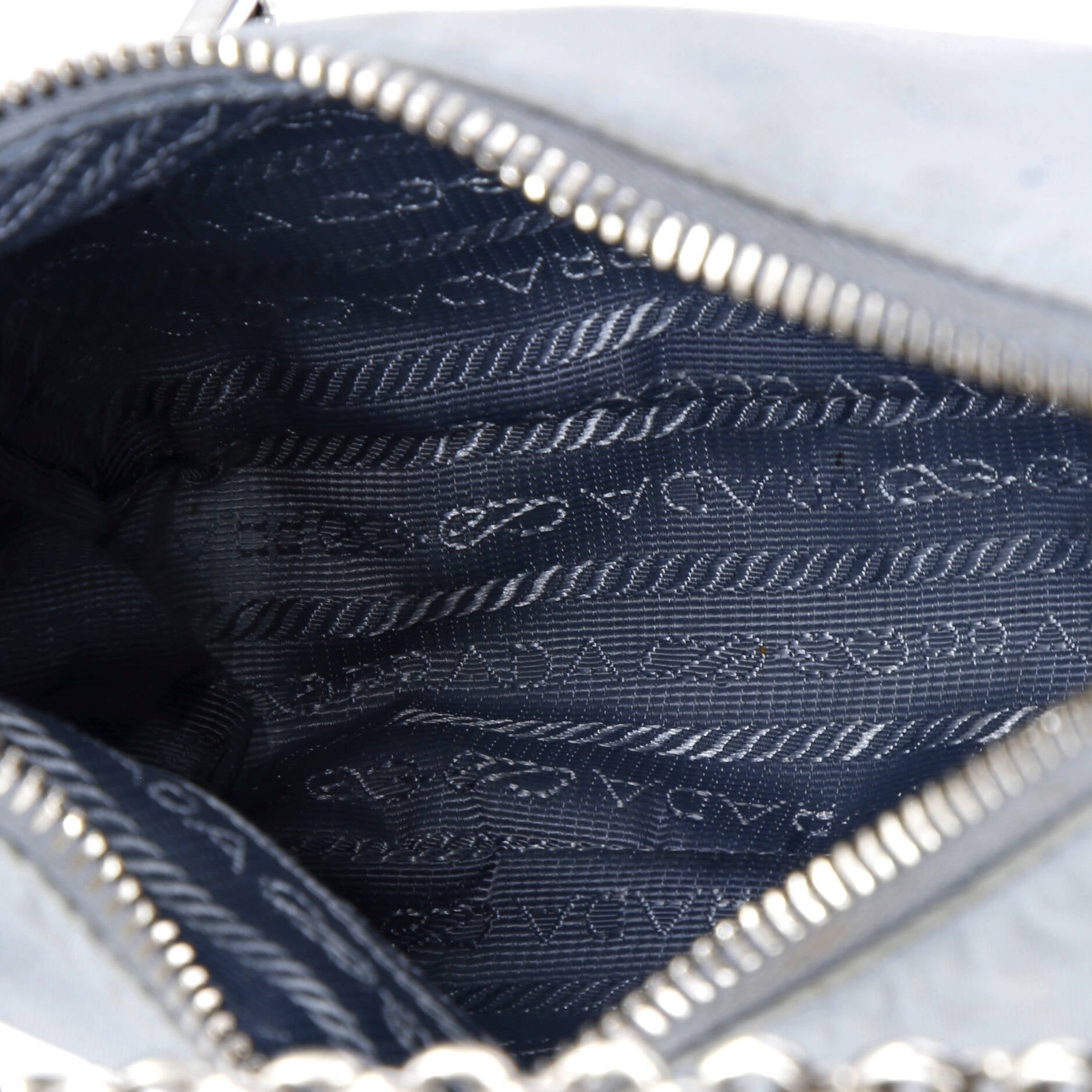 Re-Edition 2005 Shoulder Bag Tessuto Small