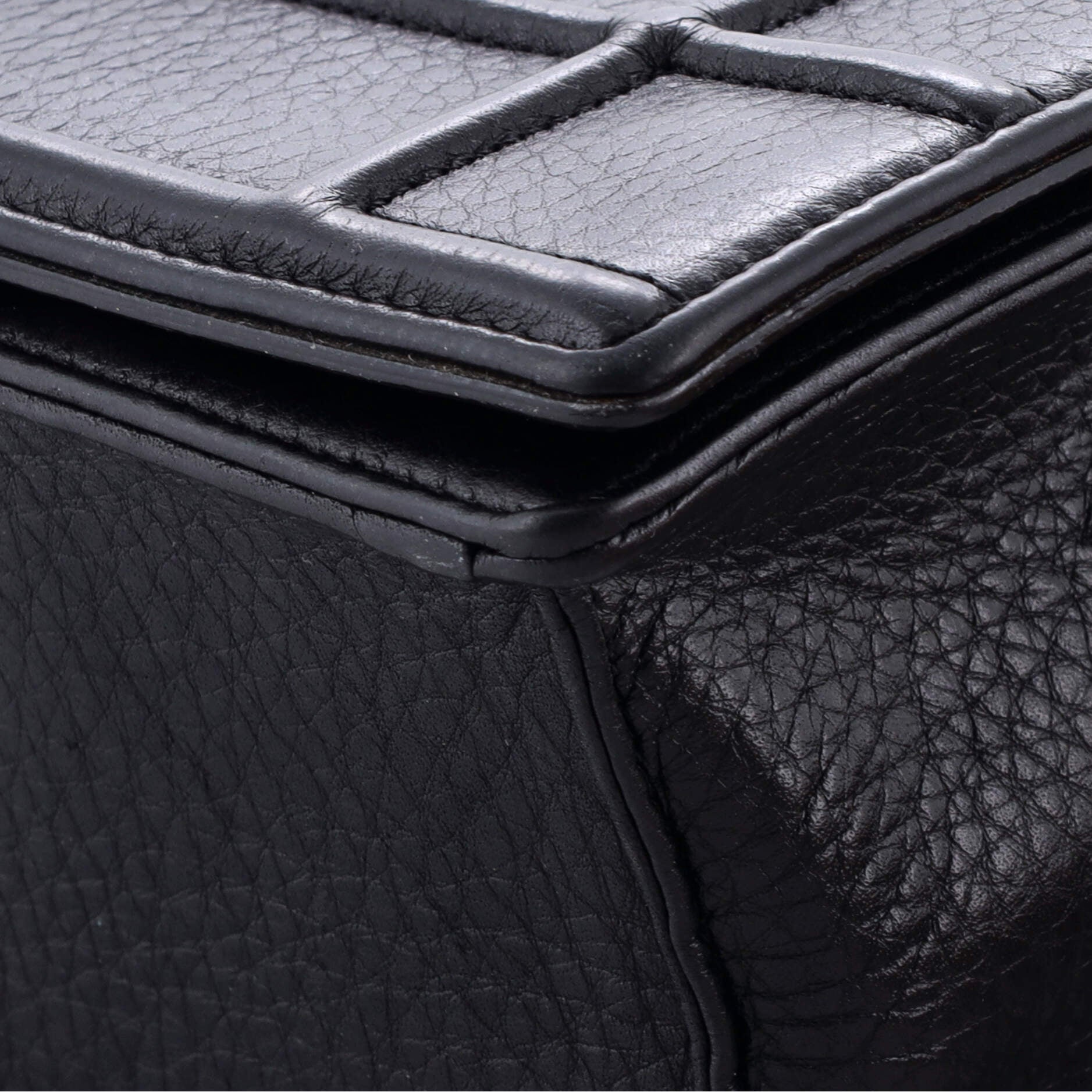Diorama Flap Bag Grained Calfskin Medium