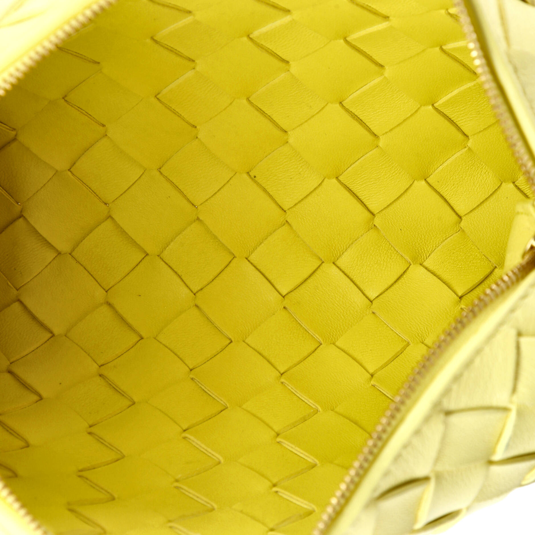 Loop Crossbody Bag Intrecciato Nappa Mini